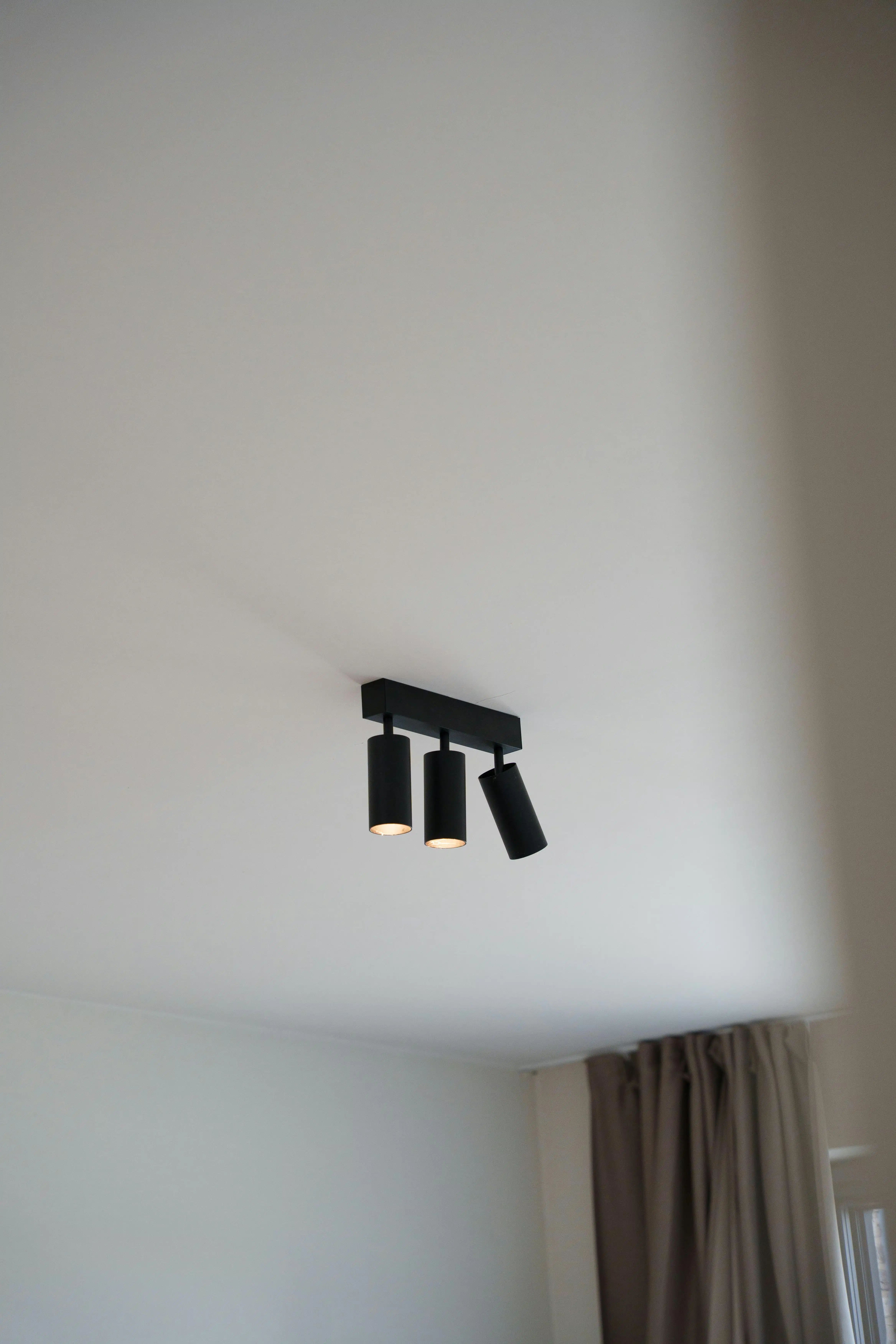 Recent appartement te koop met twee kamers in Vlamertinge foto 9