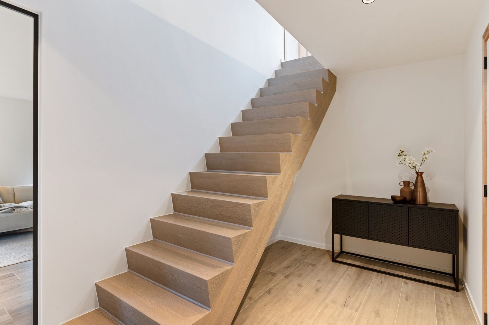 Moderne vernieuwbouw villa op prachtig perceel 1191 m² foto 12