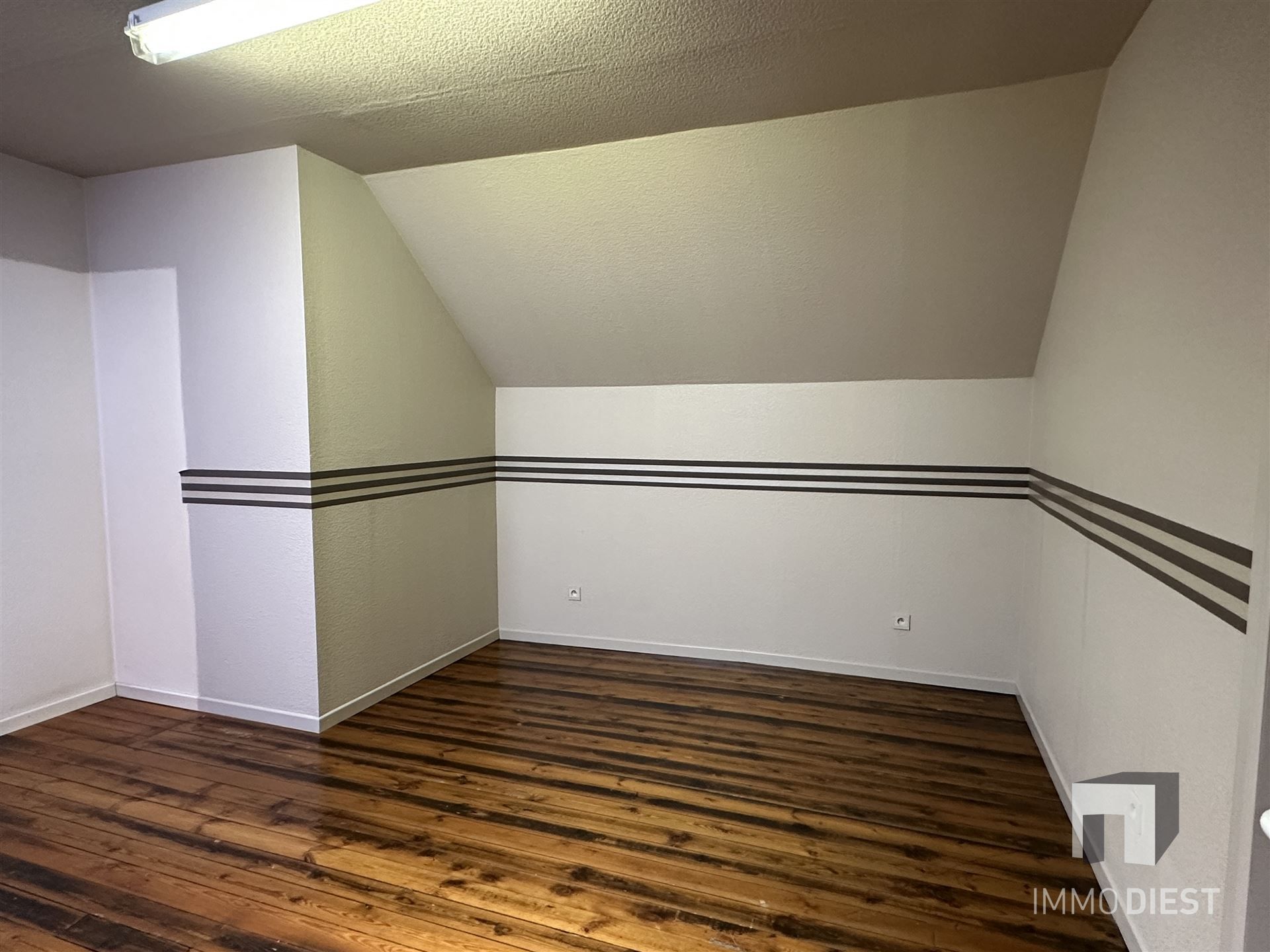 Knappe woning met 3 ruime slaapkamers en mooie tuin - instapklaar foto 43