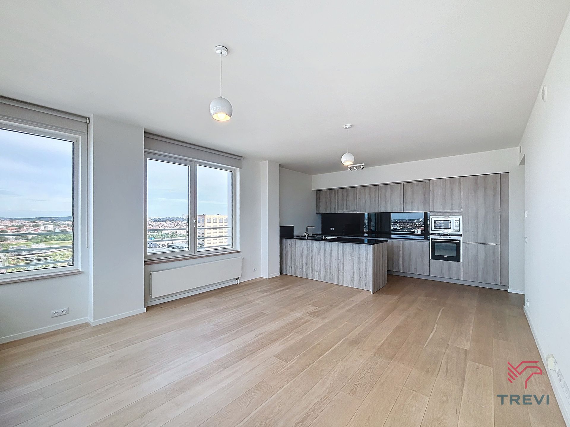 UP-SITE appartement met 2 slaapkamers op de 16e verdieping foto 3