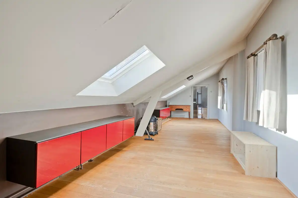RUSTIG GELEGEN HOEVEWONING MET 3 SLK EN BIJHORENDE STALLINGEN OP 29A83CA TE RIEMST. foto 19
