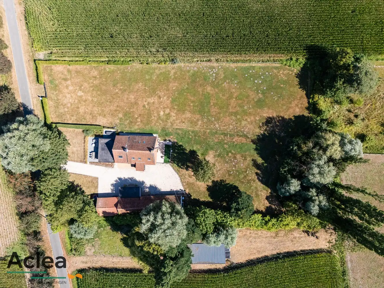Karaktervolle hoeve op een uitzonderlijke locatie in Adegem foto 6