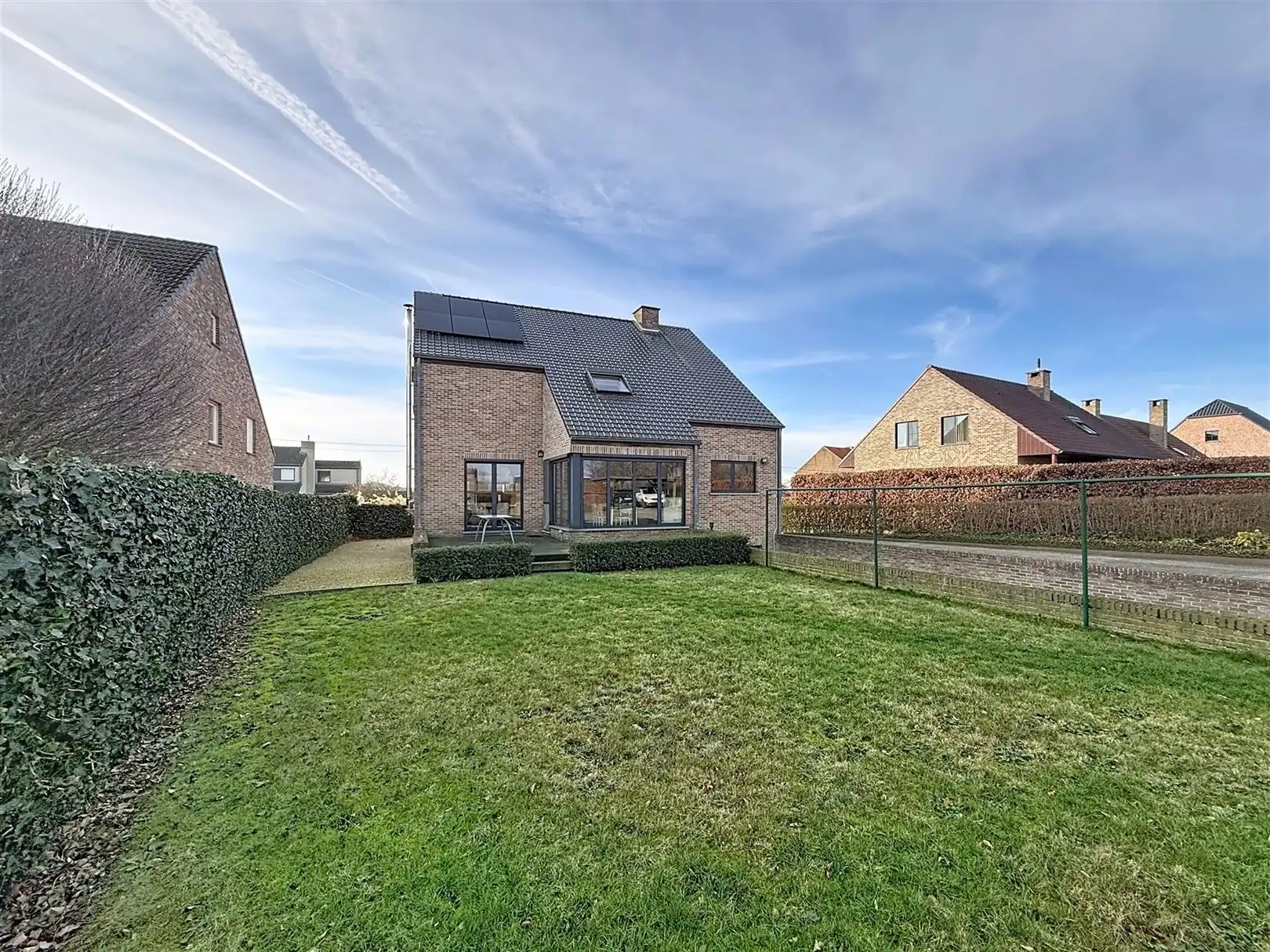 Ruime open bebouwing, 3 slpks, garage, tuin, 16a 05ca foto 5