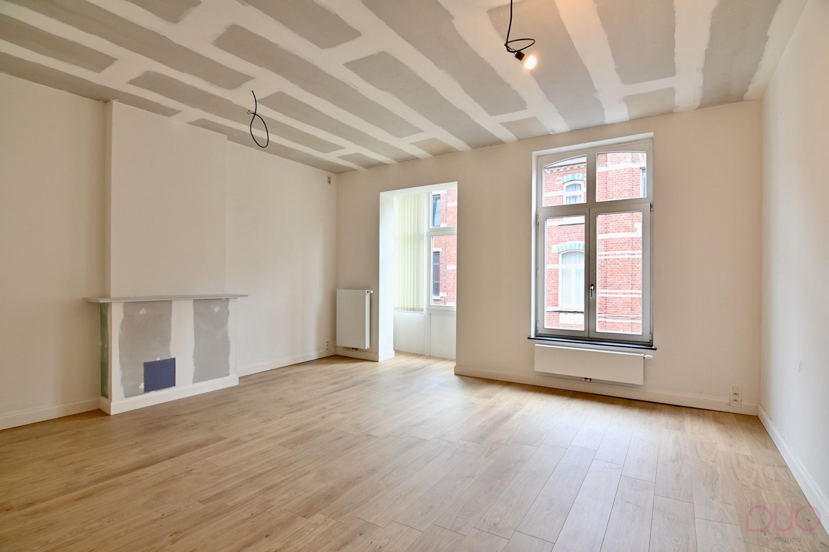 Instapklare herenwoning in het hartje van Sint-Truiden met 6 slaapkamers foto 12