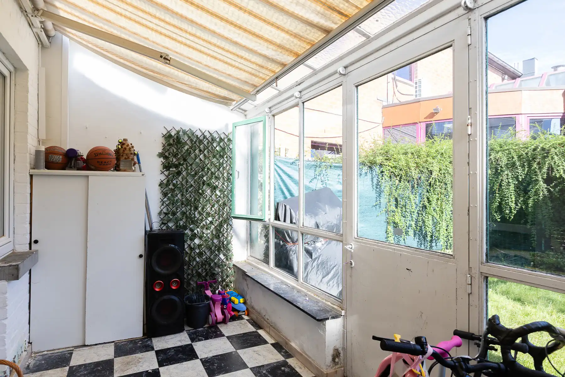 Gezinswoning met 3 slpks, bureau en tuin in Drogenbos foto 8