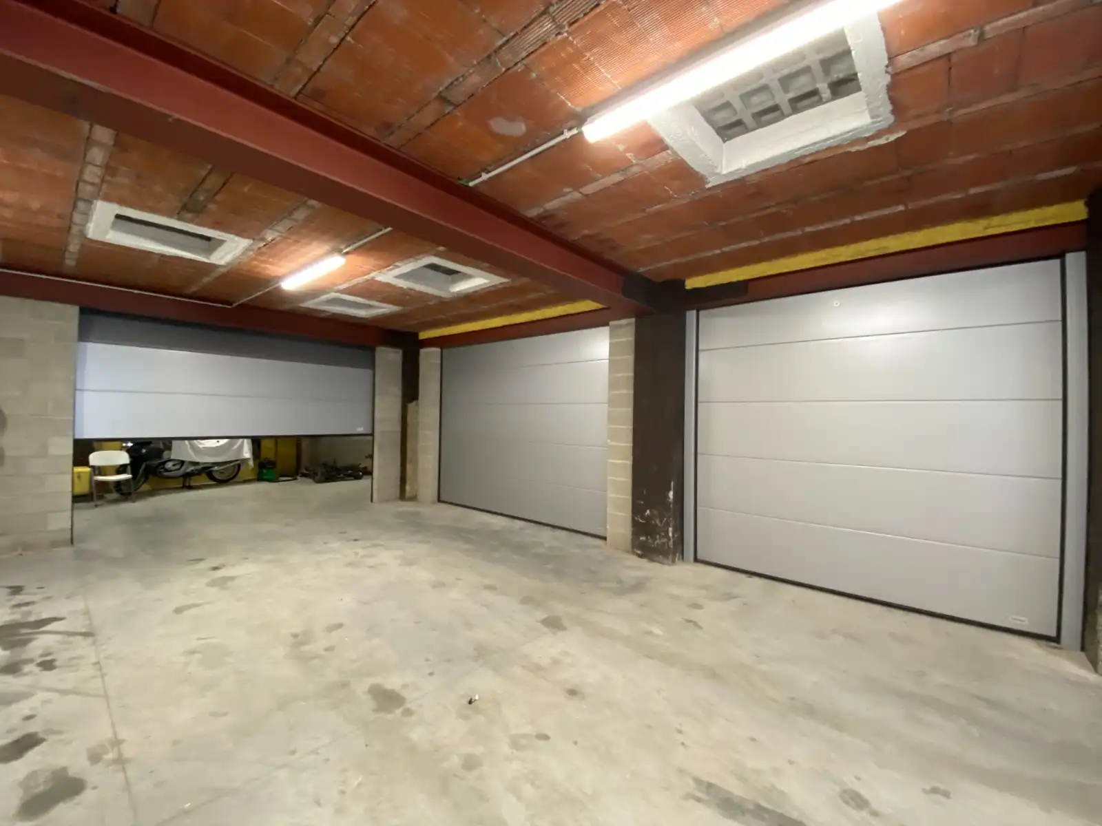 Magazijn (76 m²) te huur in Gent foto 5