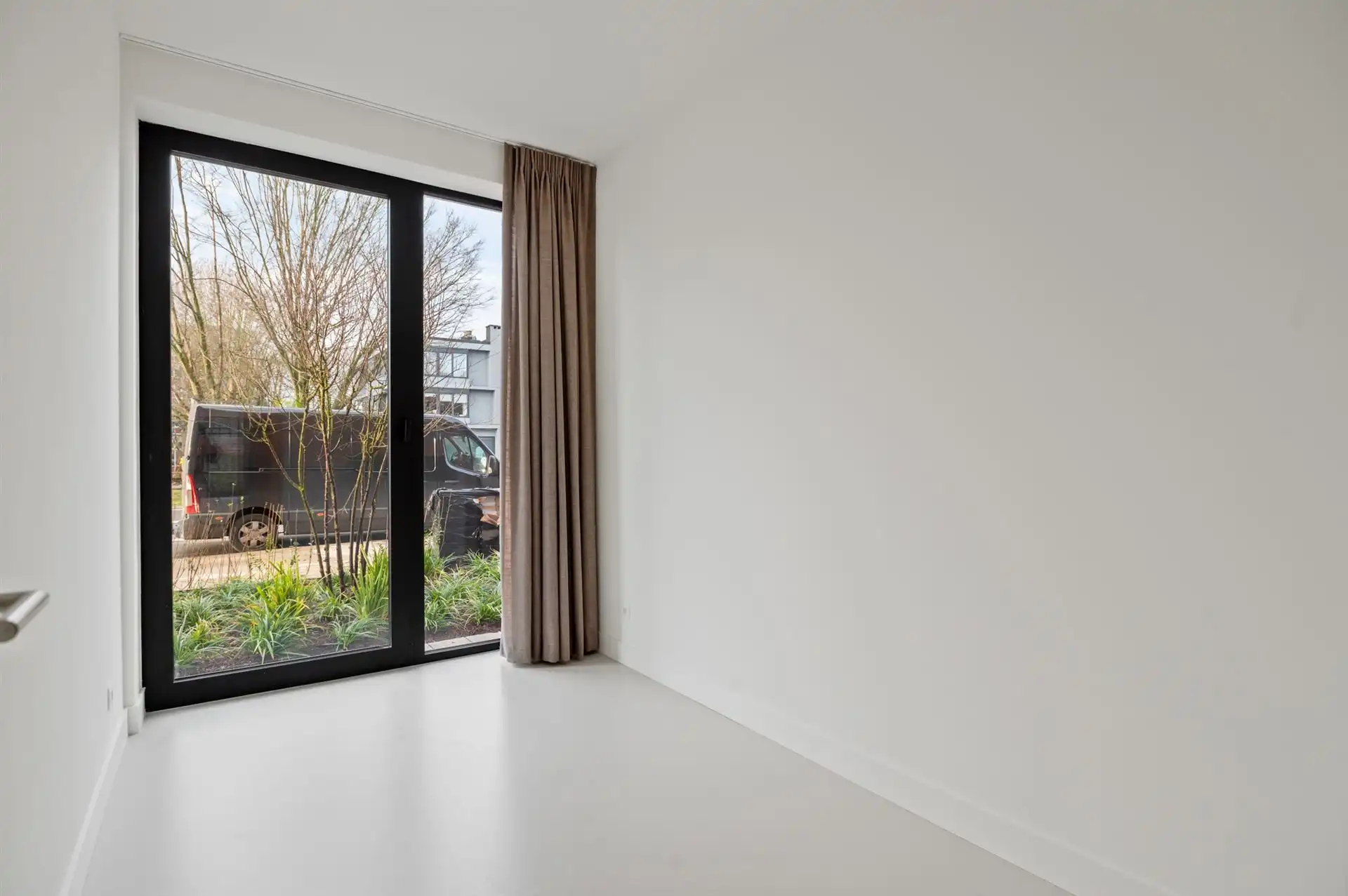 gelijkvloers nieuwbouw 2slk appartement met tuin foto 12