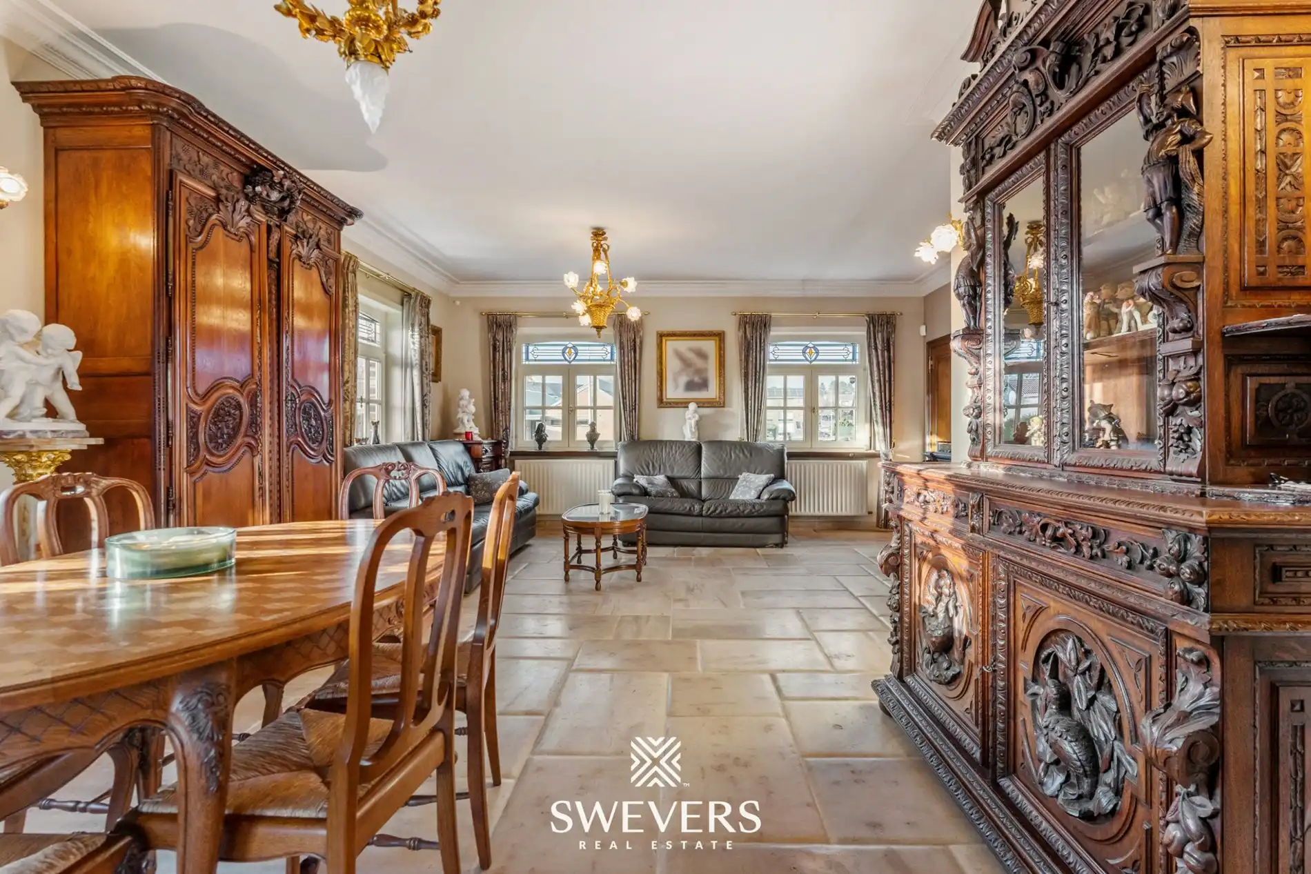 Ruime open bebouwing met 4 slaapkamers en zonnige tuin in Houthalen foto 9