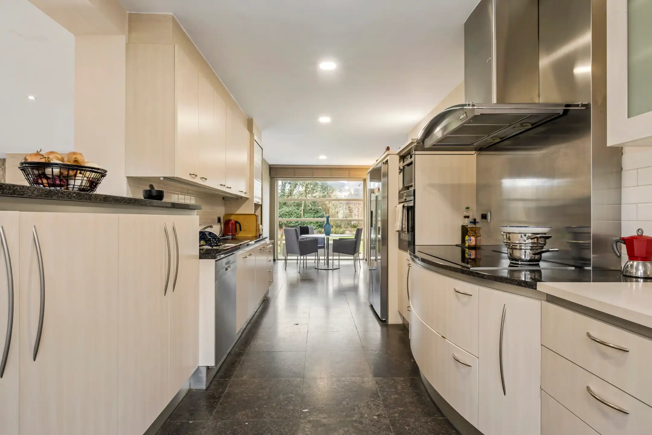 Prachtige villa 330m² met 4 kamers op een grond van 4017m² foto 9