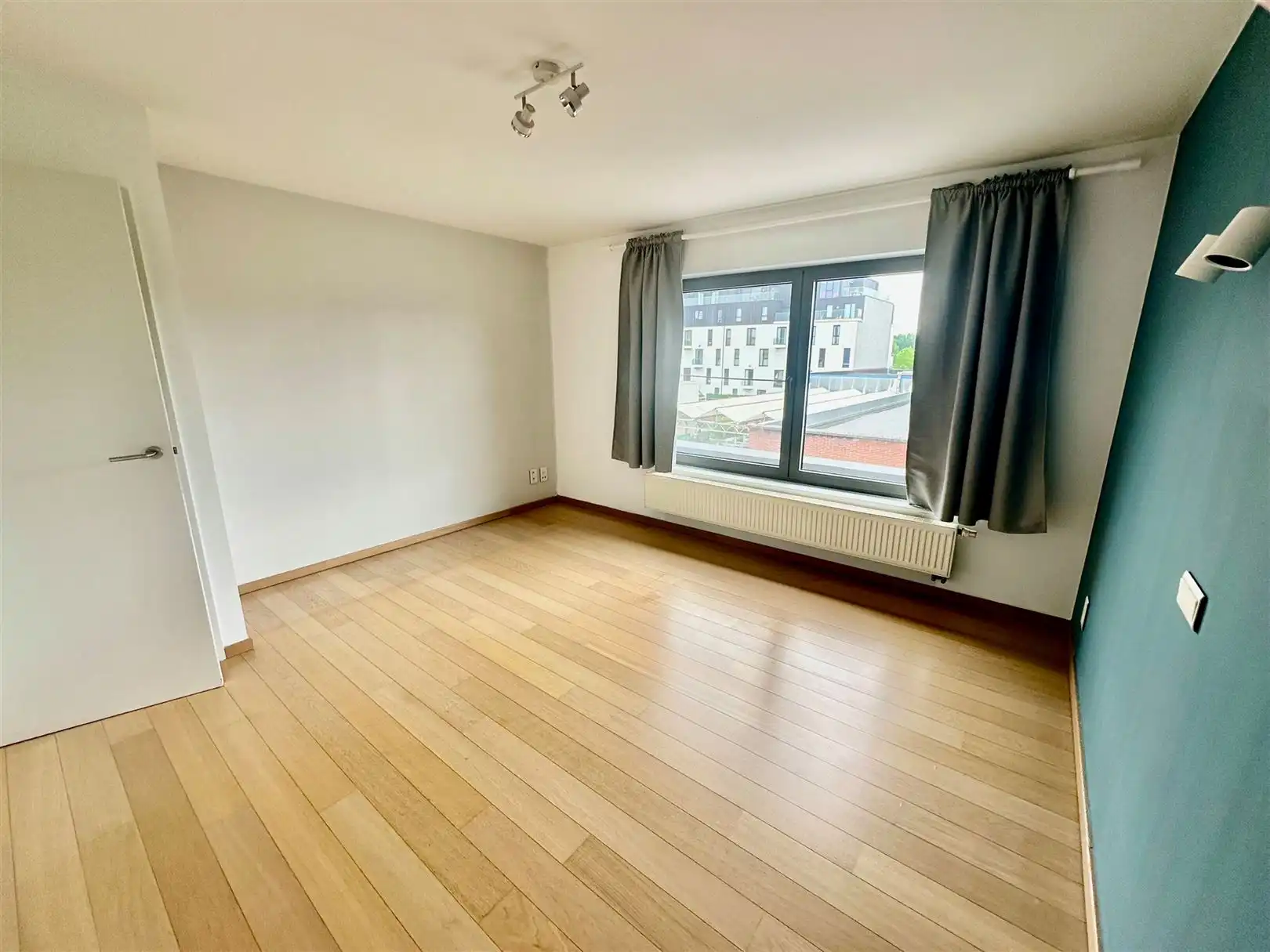 Beletagewoning te huur nabij de markt van Oudenaarde foto 9