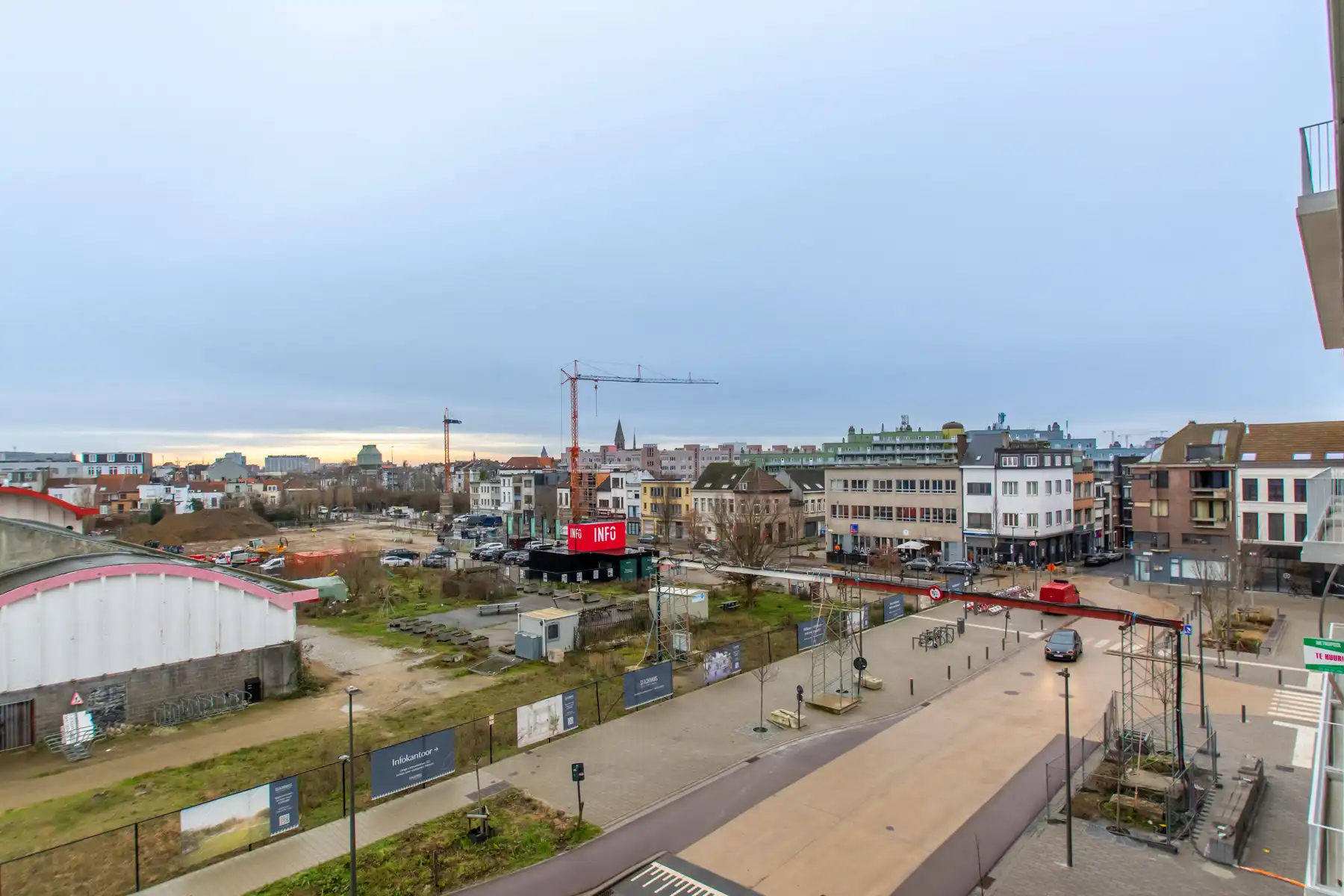 Lichtrijk nieuwbouwappartement met 2 slaapkamers en terras foto 6