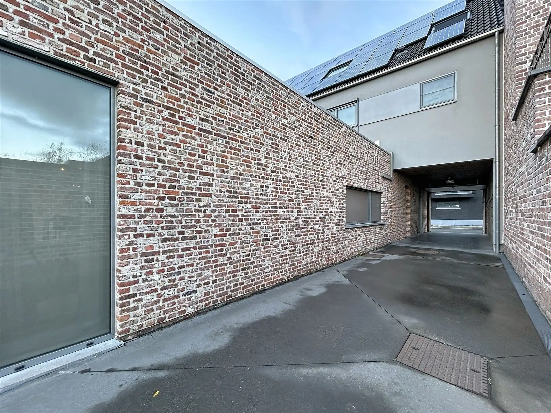 Energiezuinige gezinswoning met 5 slaapkamers dubbele garage  en bijgebouw op perceel van 511m² foto 23