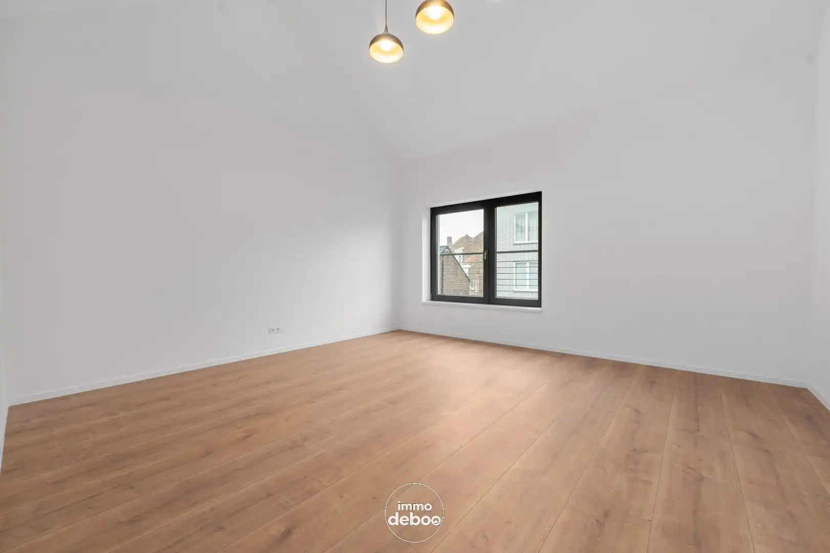 Instapklare bel-etagewoning van 260 m², volledig gerenoveerd in 2024, EPC B en zuidgerichte tuin nabij centrum en zee foto 25
