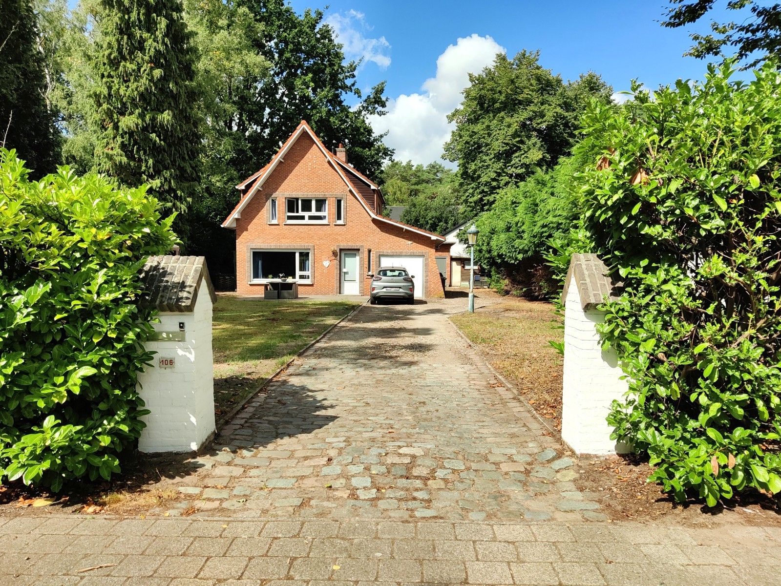 Charmante woning met magazijn  foto 19