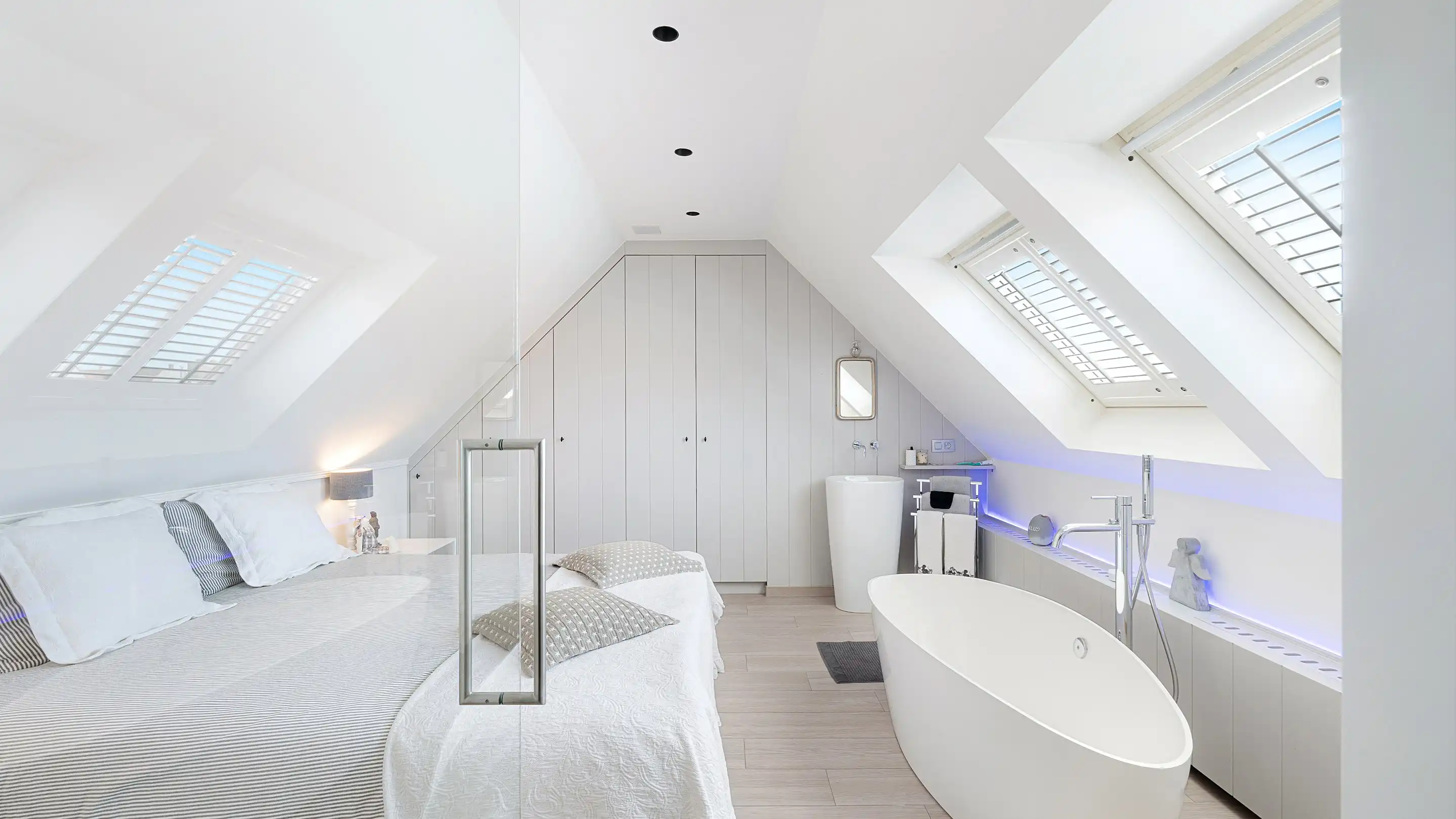 Zeer recent en mooi  duplex dakapp. in perfecte staat  met groot zuidgericht terras dichtbij de Lippenslaan. foto 25