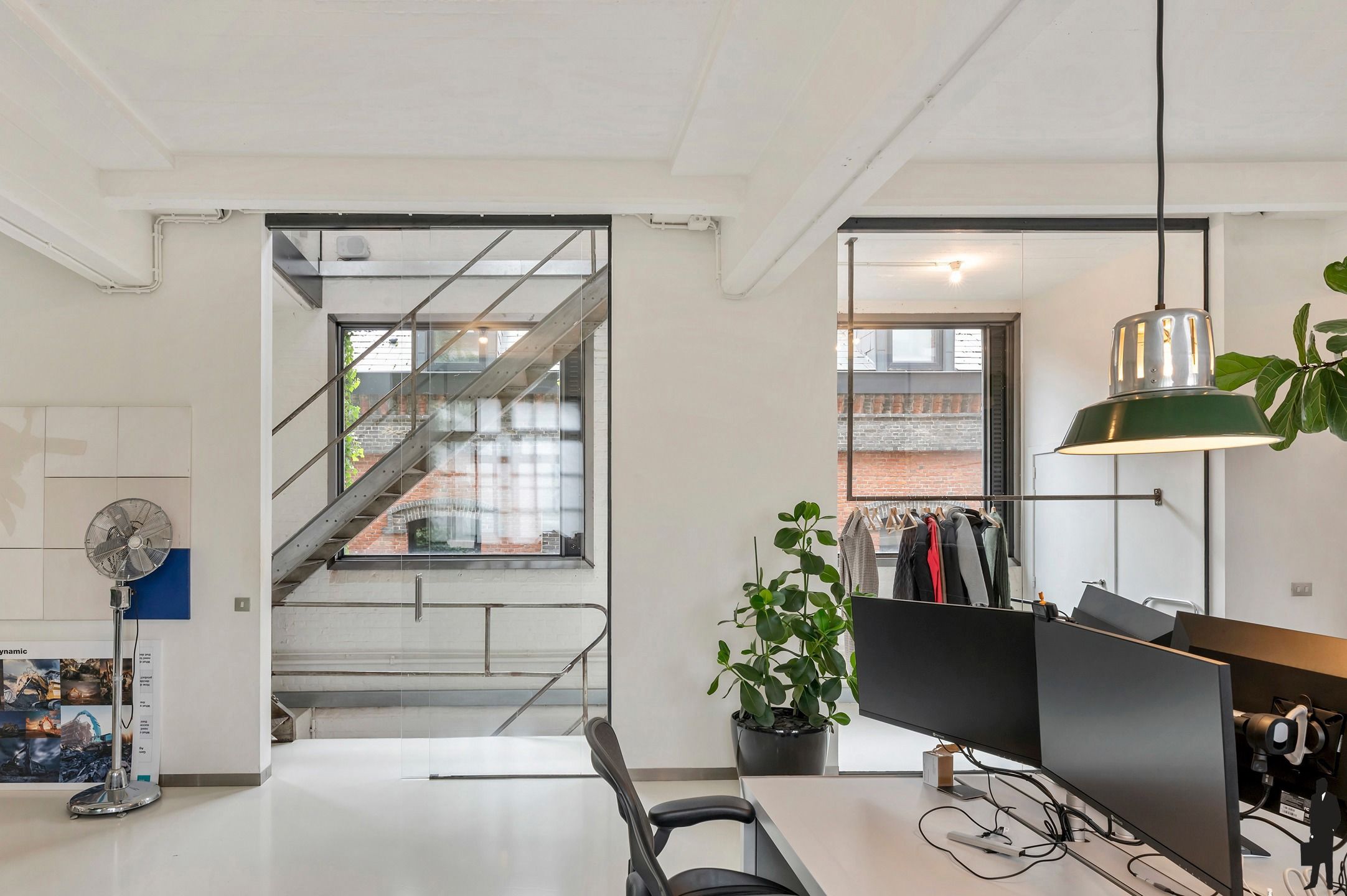 Unieke loft met perfecte synergie tussen wonen en werken foto 27