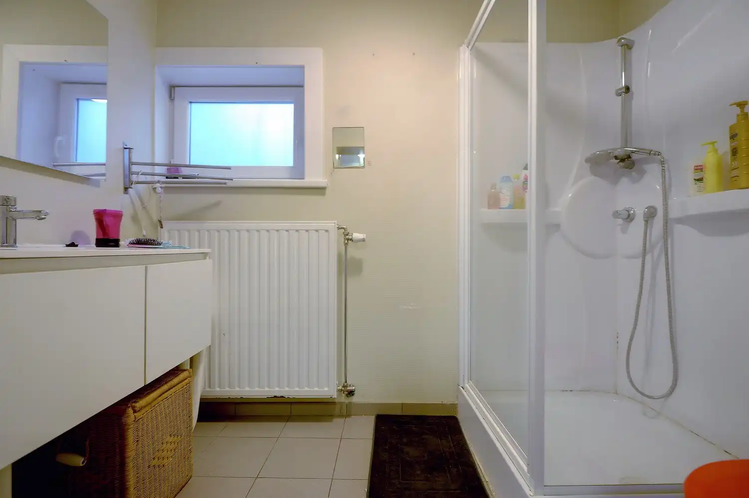 WONING TE KOOP met 3 slaapkamers op uitstekende ligging te Runkst! foto 6