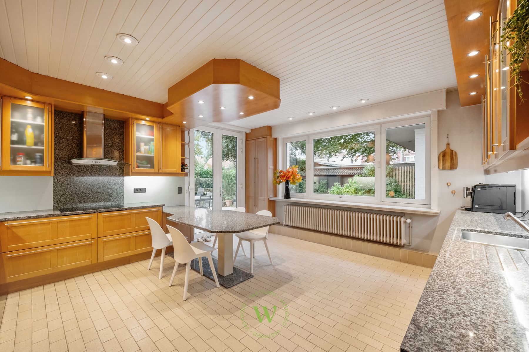 Karaktervolle woning met vergunde B&B in Sint-Michiels foto 13