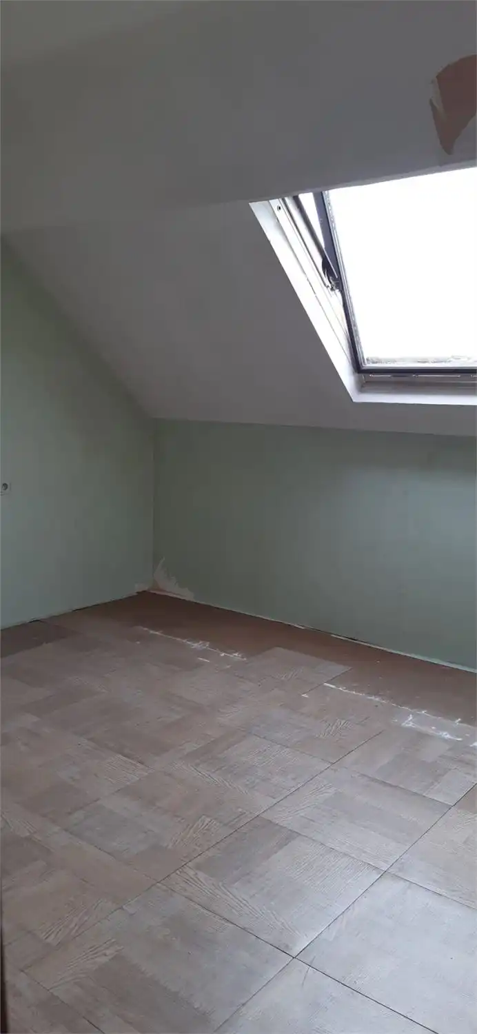 Ruime, praktische woning met tuin foto 29