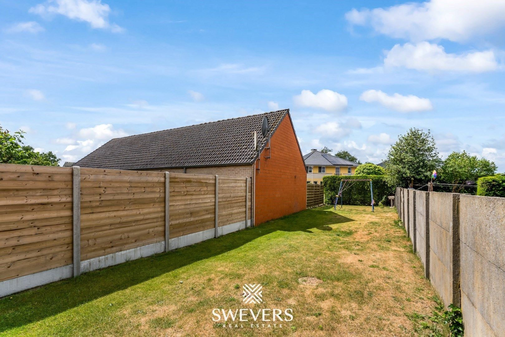 Ruime gezinswoning met 4 slaapkamers in hartje Leopoldsburg  foto 28