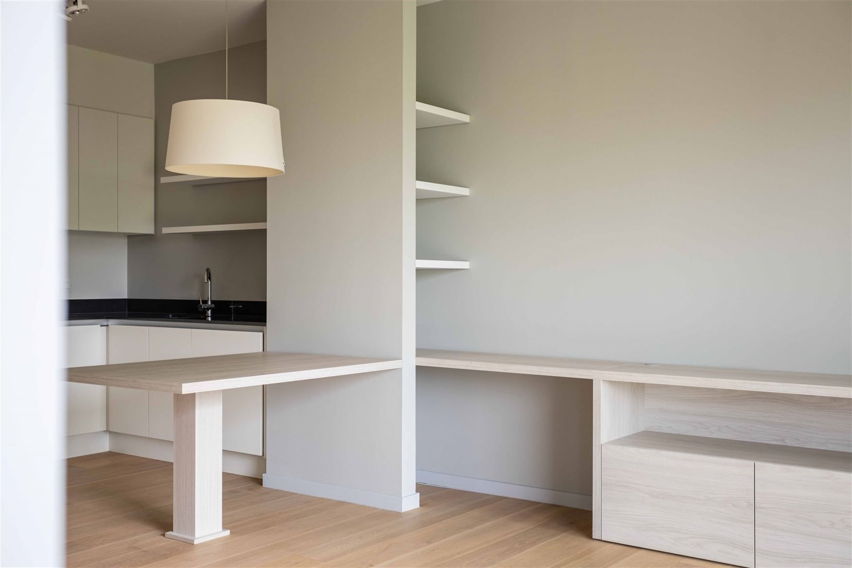 Lichtrijke assistentieflat (inclusief autoplaats) foto 3