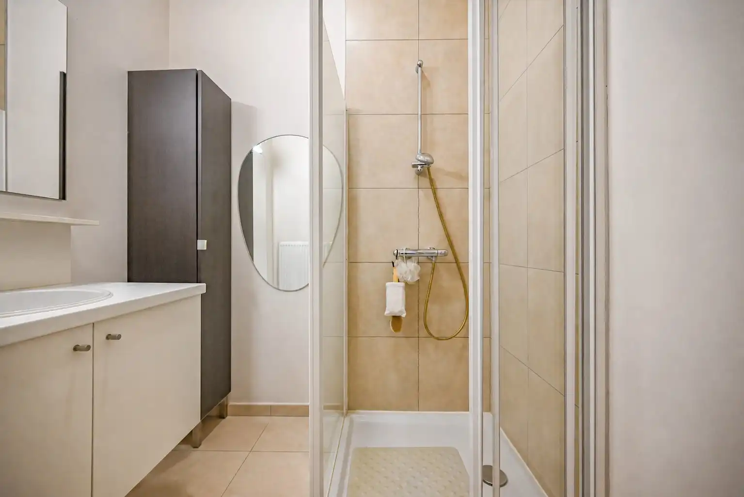 Instapklaar appartement te Harelbeke foto 12