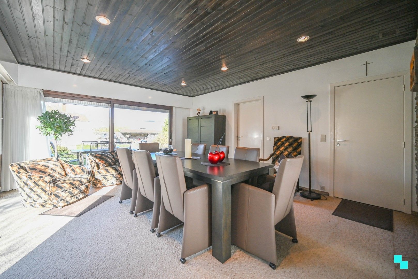 Charmante bungalow met landelijk uitzicht in Moen foto 10