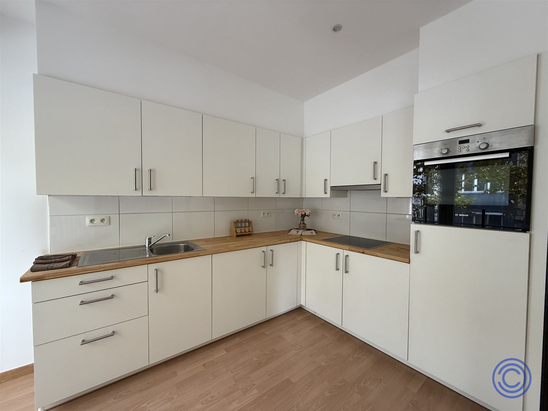 Gezellig en ruim 2-slpk appartement met terras! foto 13