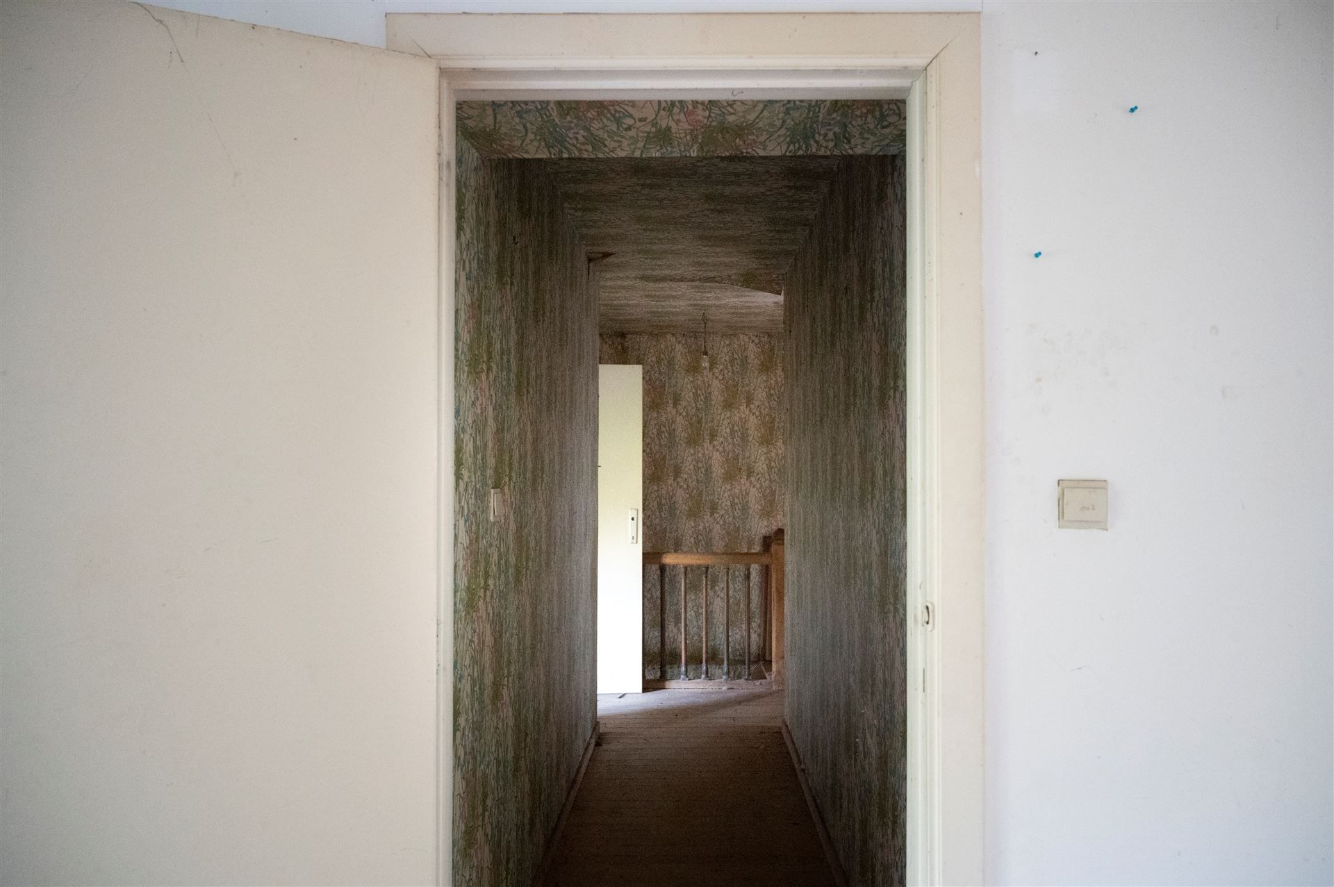 volledig te renoveren woning foto 23
