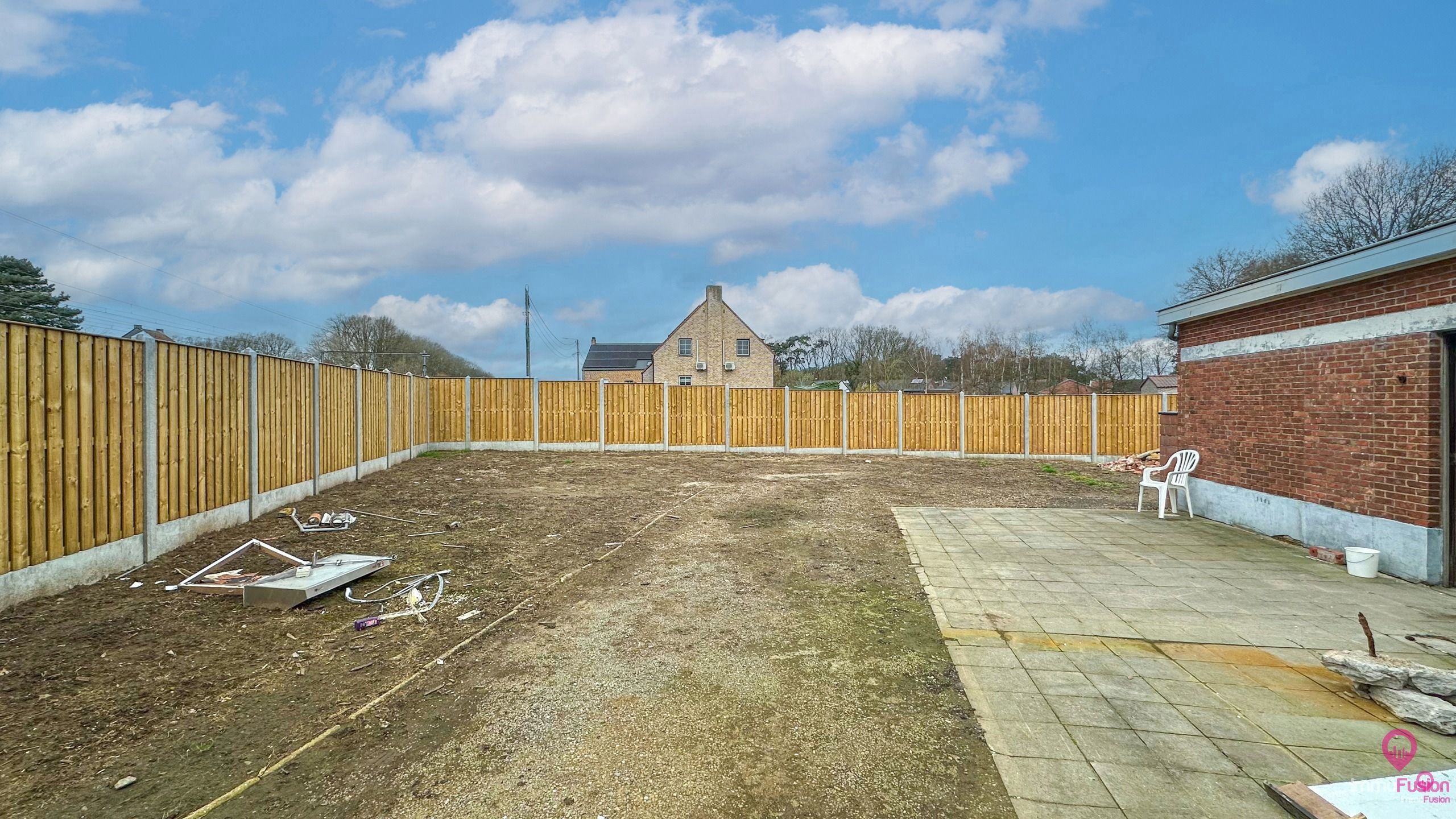 Uniek renovatieproject op centrale ligging met grote tuin! foto 25