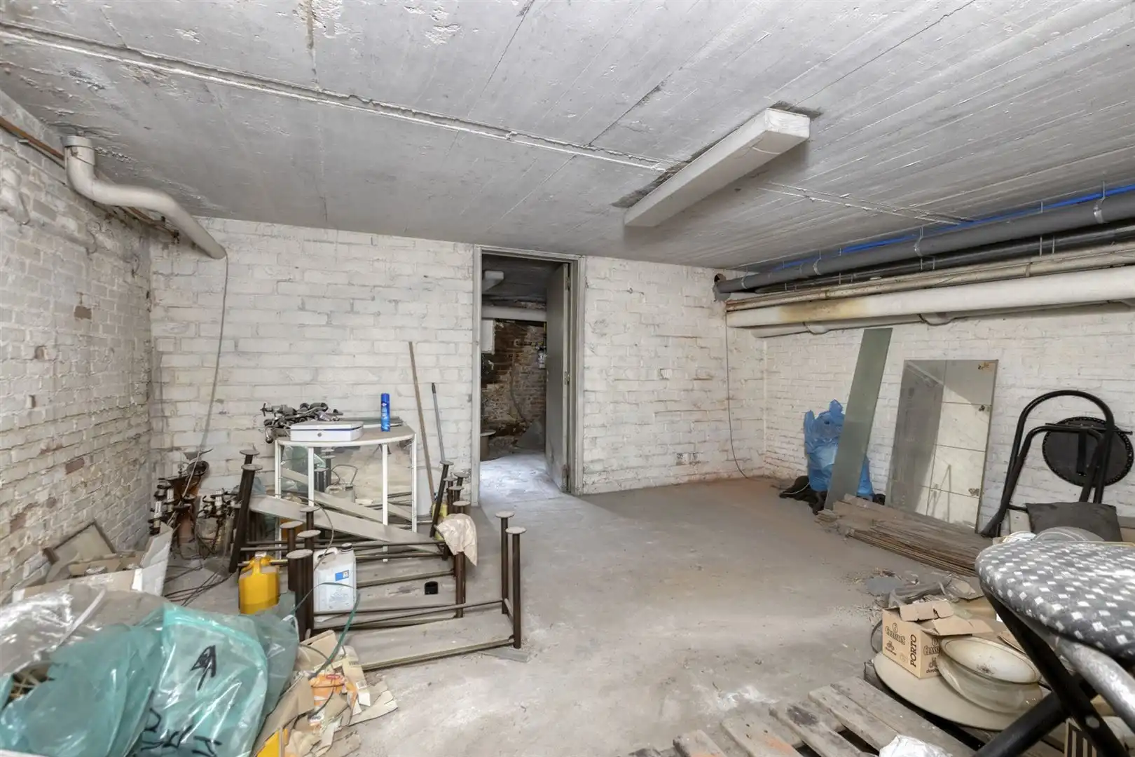 TE KOOP: Duplex-appartement (3slpks) met kantoorruimte of handelsruimte op topligging in Genk! foto 29