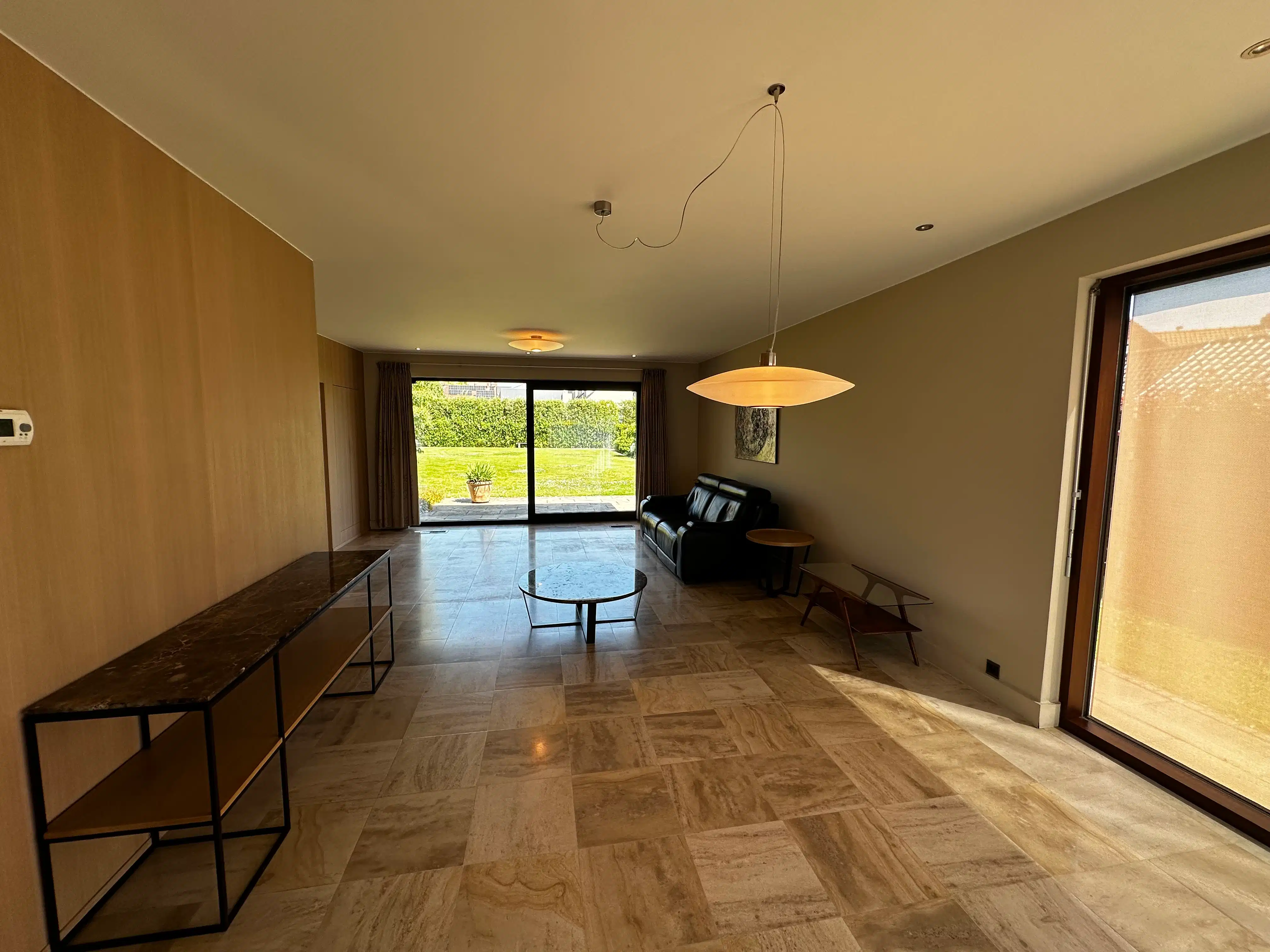 Ruime en lichtrijke woning te huur in het rustige Knesselare foto 4