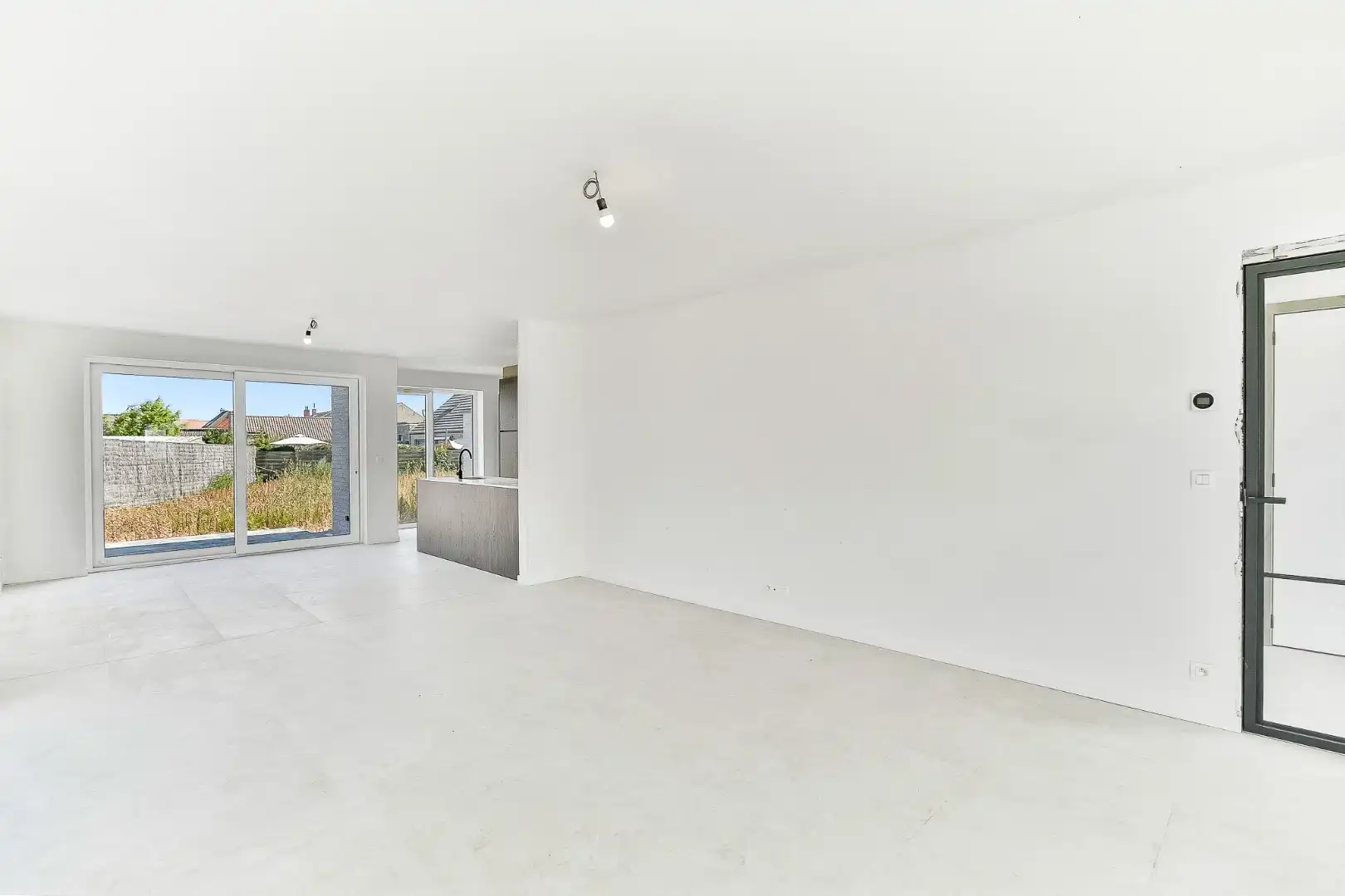 Nieuwbouwwoning op rustige locatie met 3 slaapkamers foto 6