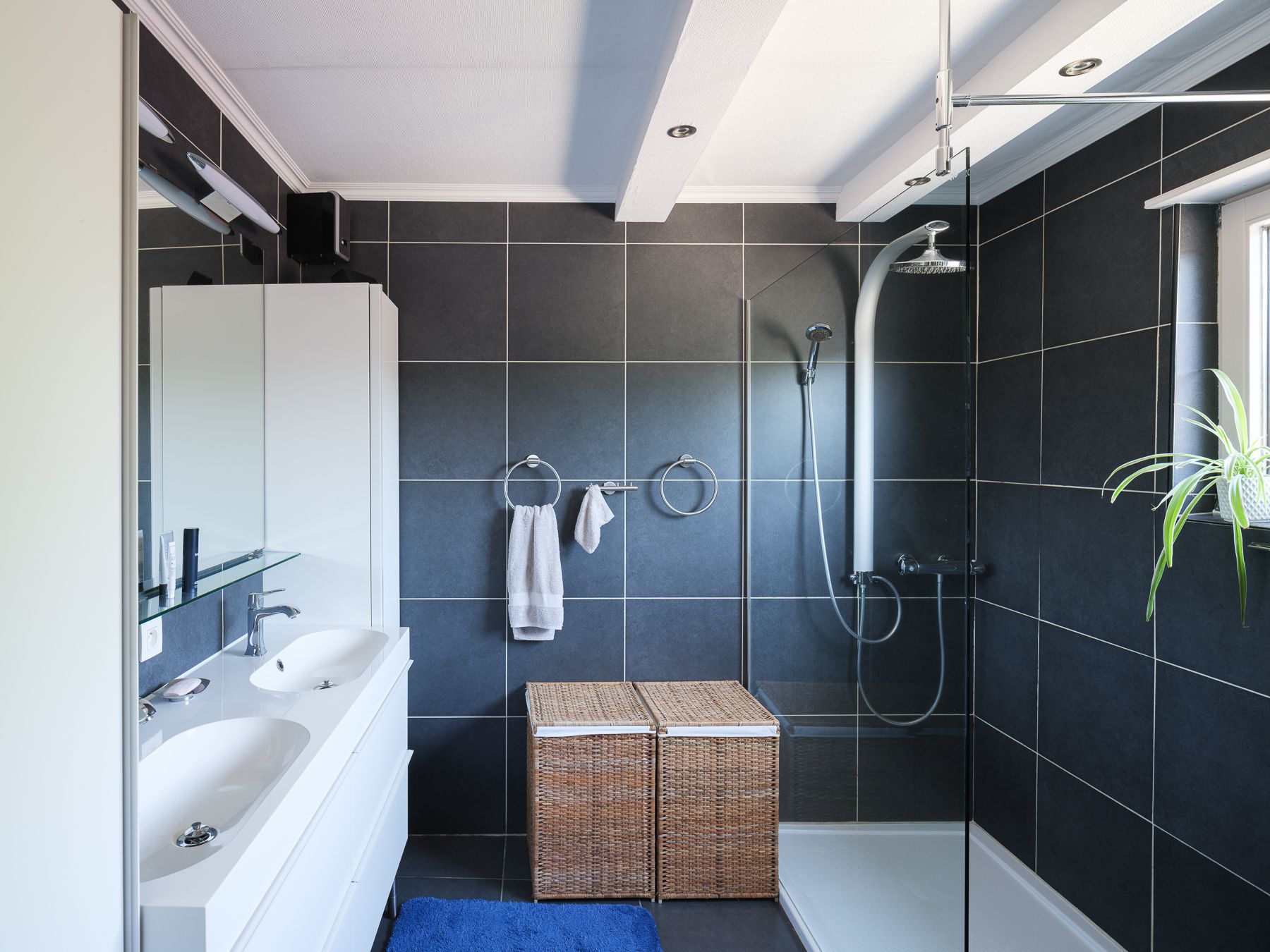 Charmante woning met zonnige tuin in het groene Drongen foto 10