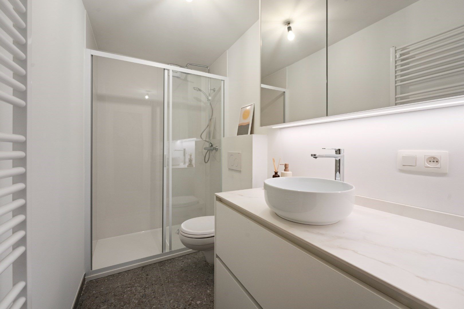 Energiezuinige, volledig gerenoveerde woning te huur op toplocatie in Wenduine! foto 9