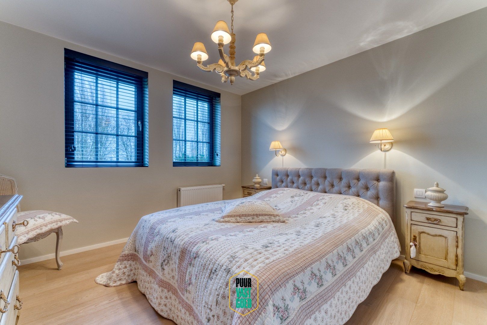 Recente, perfect afgewerkte, halfopen ruime Knokse Villa  foto 10