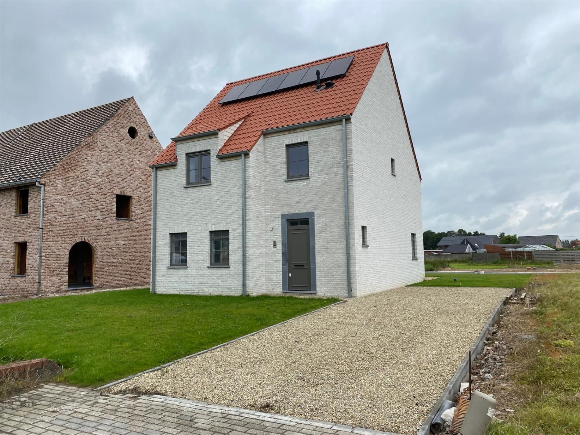 Kwalitatieve, instapklare nieuwbouwwoning met 3 slaapkamers in Houthulst - 6% BTW MOGELIJK! foto {{pictureIndex}}