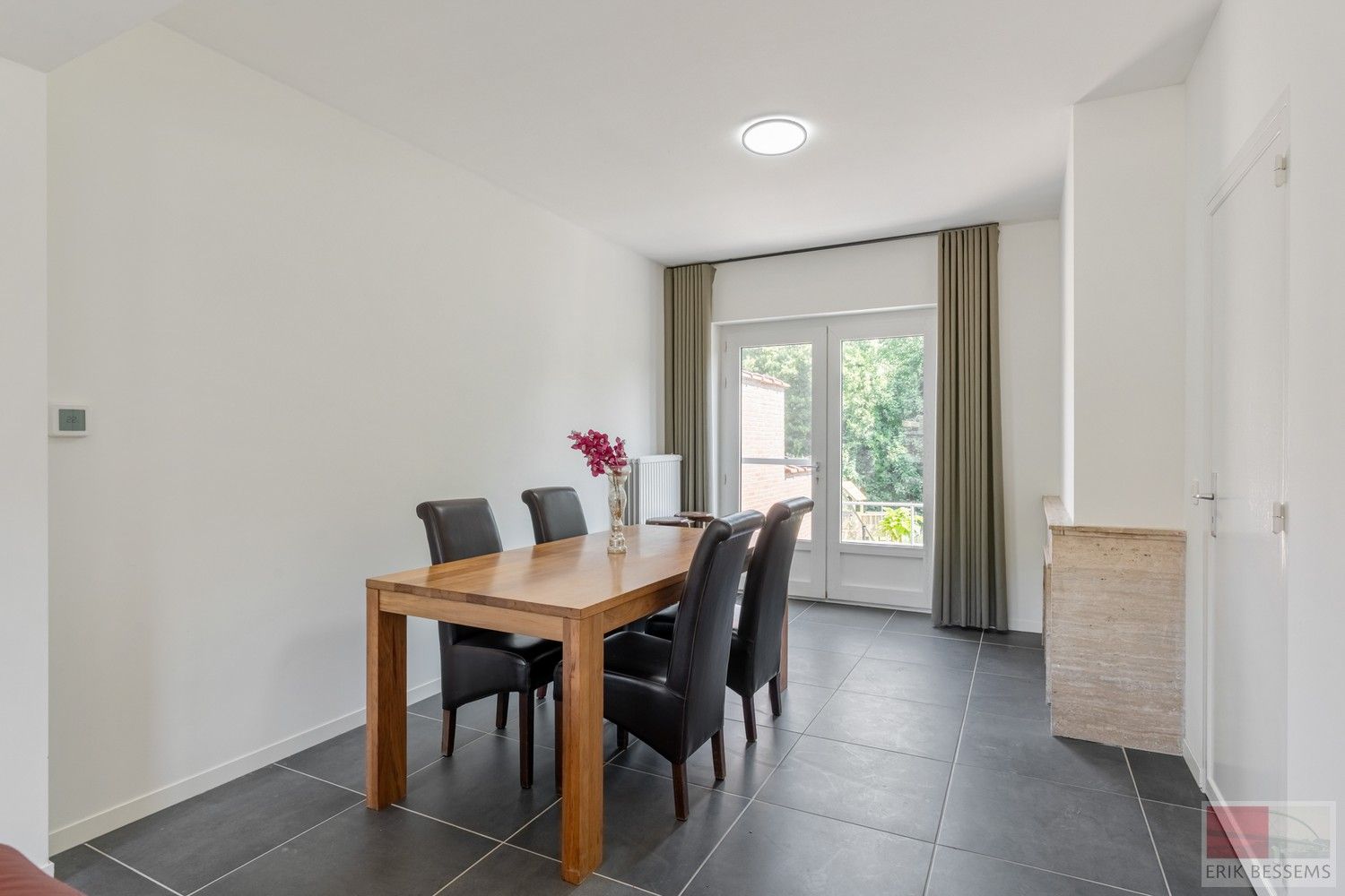 Halfvrijstaande woning uit 1969 op een perceel van 635m², woonopp. 154 m² foto 8