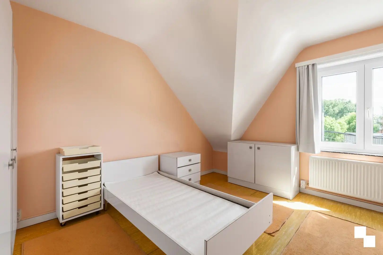 Ruime burgerwoning met leuke tuin - Roeselare foto 15