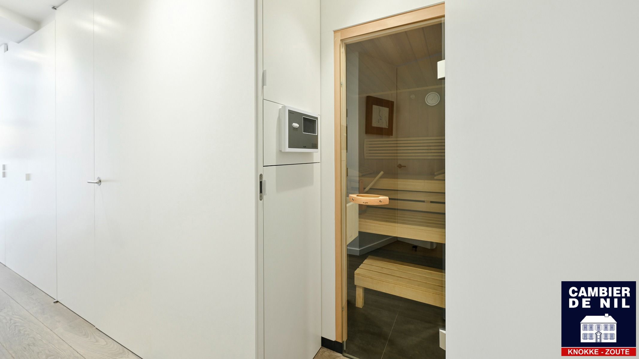 Prachtig hoekappartement met panoramische zichten foto 17