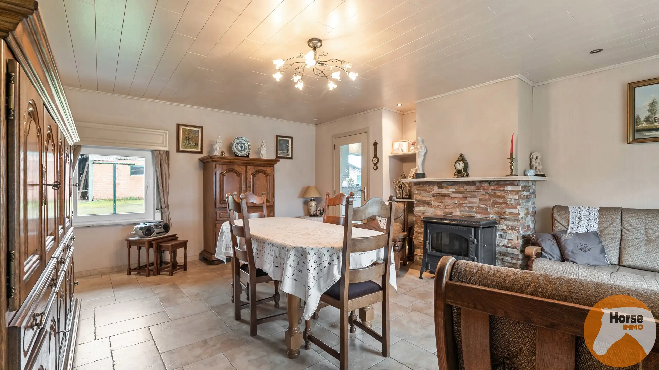 LOKEREN - Te renoveren woning met bijgebouwen op +- 6700m² foto 10