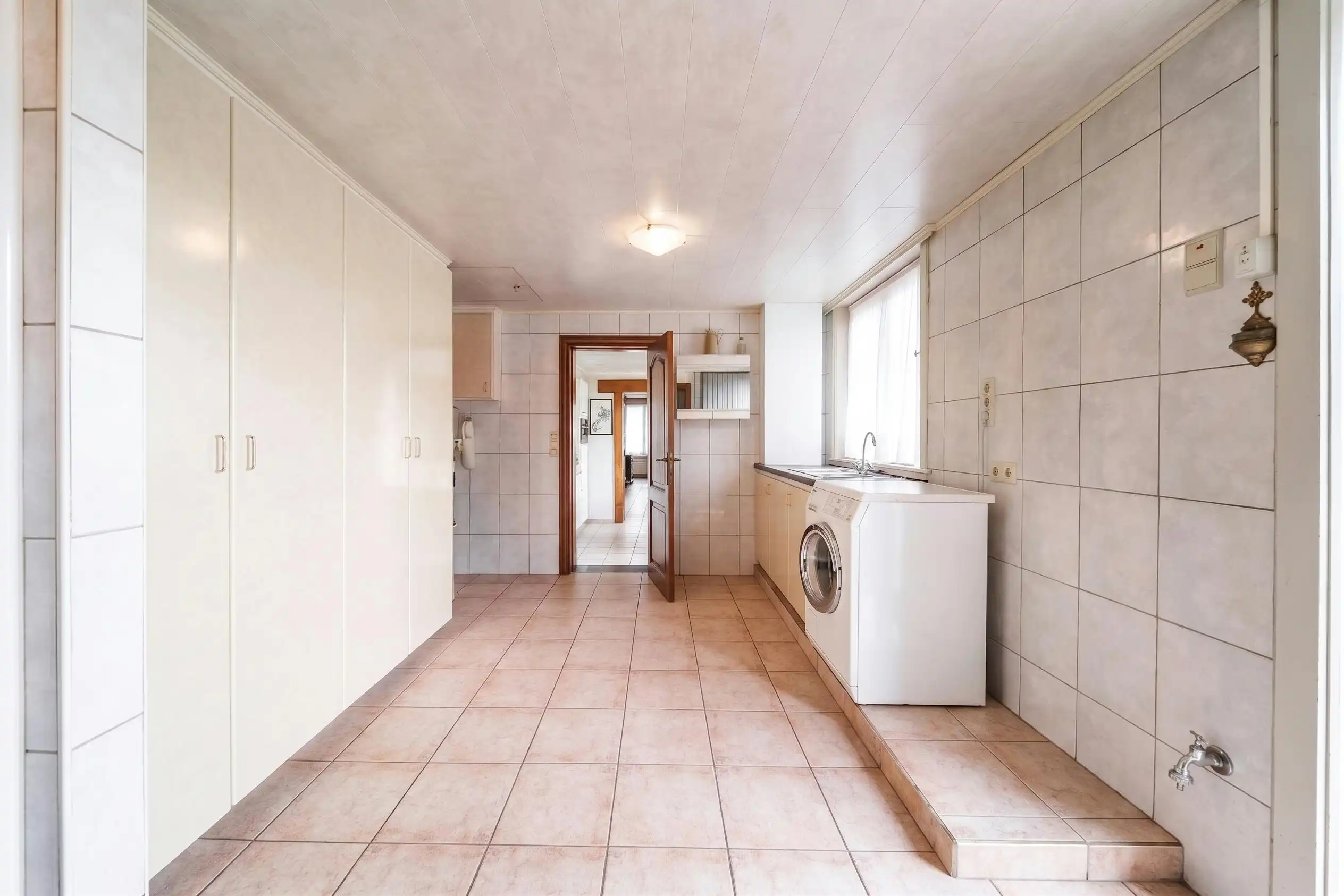 Woning met loods (550 m²) & showroom te Zonnebeke foto 32