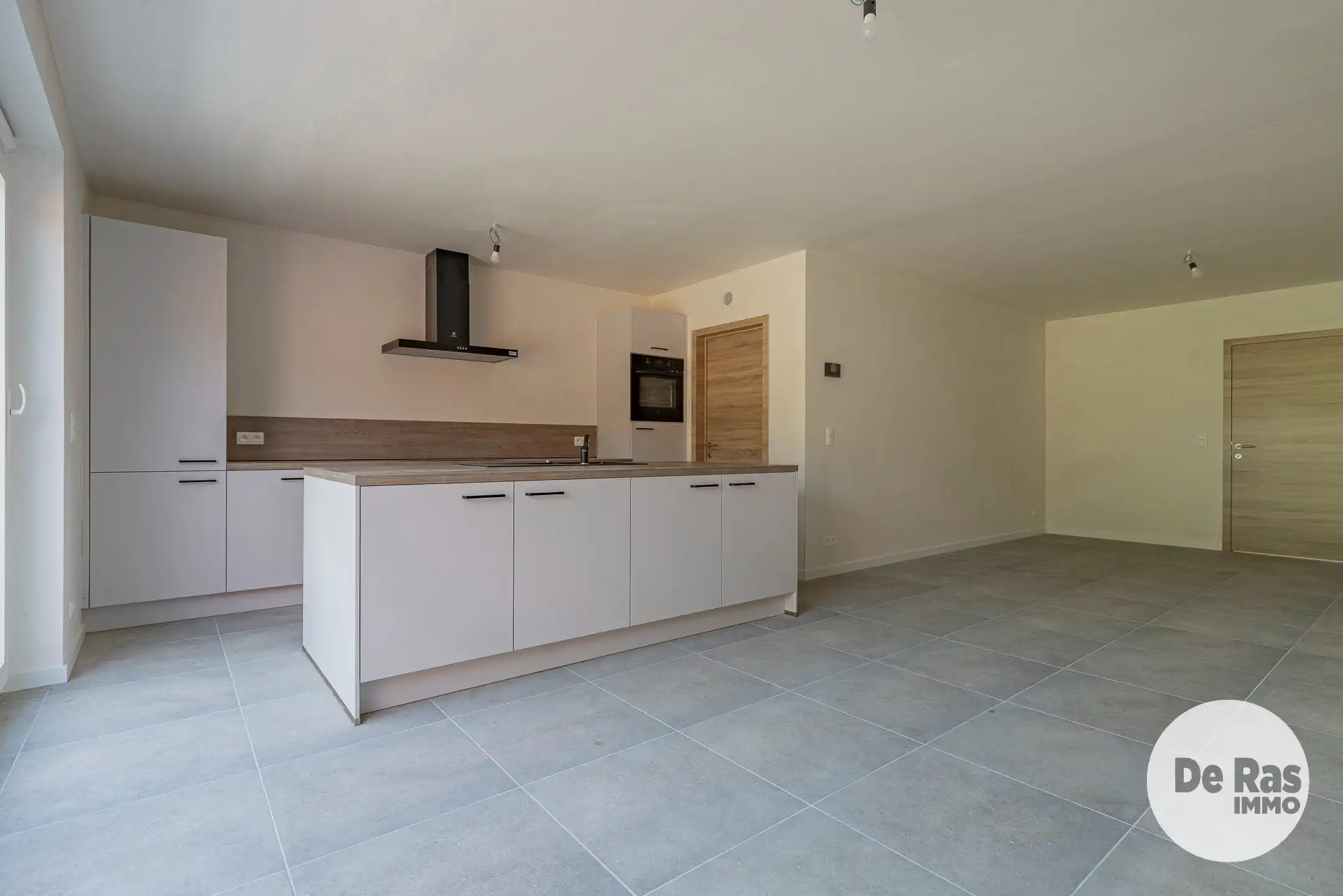 DENDERHOUTEM - Lichtrijke nieuwbouwwoning 3 slpks foto {{pictureIndex}}