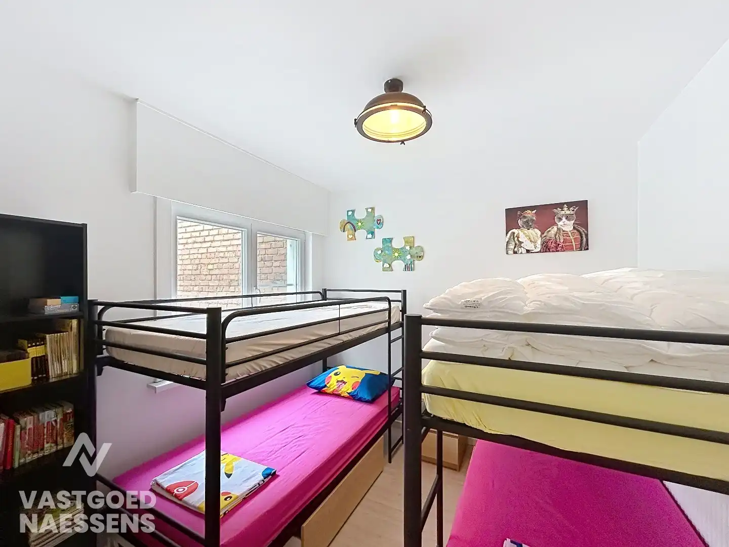 LICHTRIJK HOEKAPPARTEMENT MET 3 SLPK VLAKBIJ ZEE foto 7
