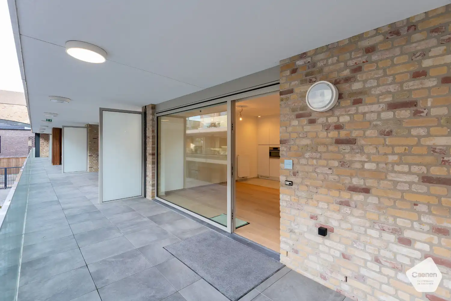 Zeer lichtrijke assistentieflat te Nieuwpoort-stad foto 8