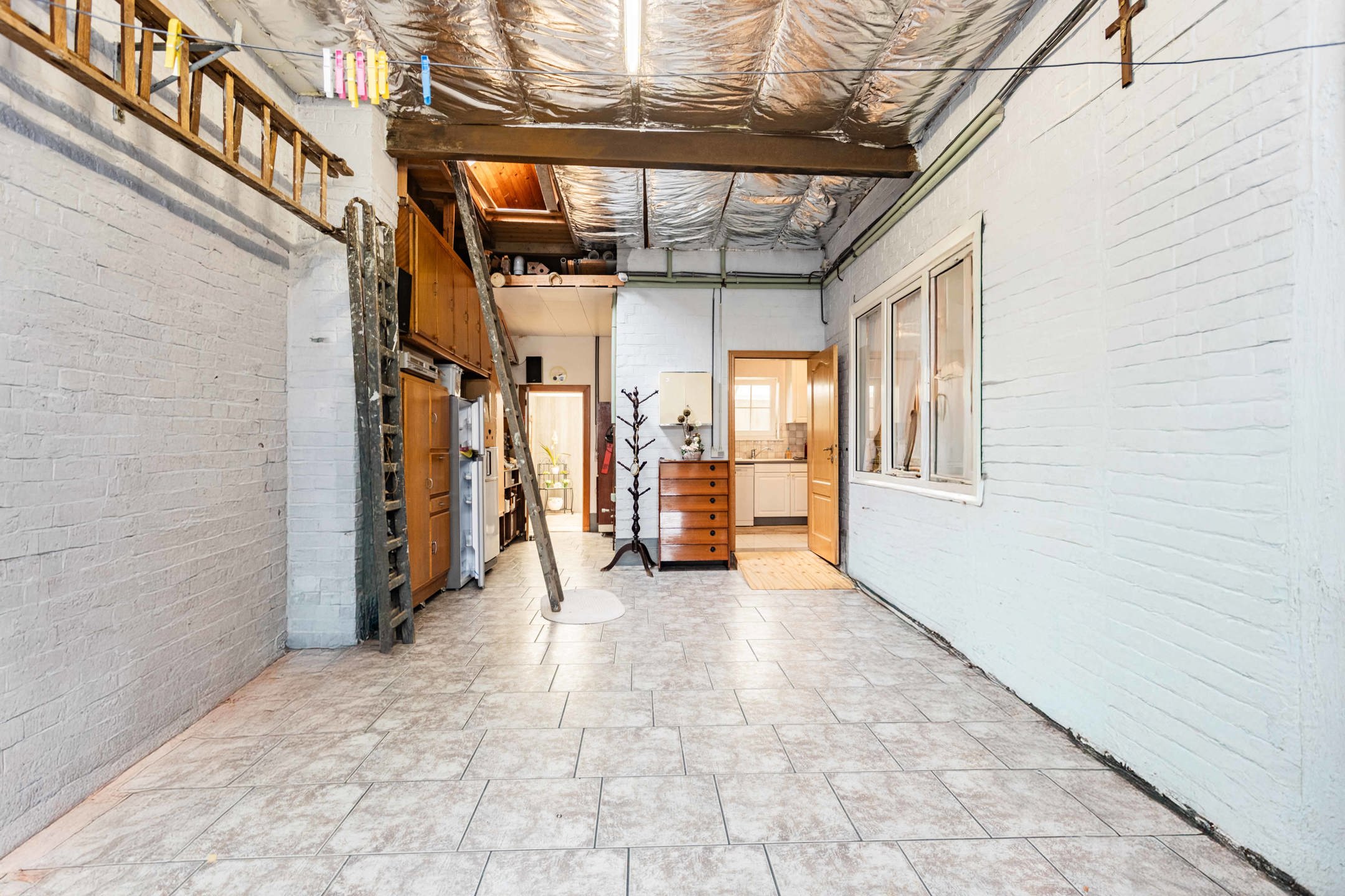Charmante stadswoning met ruime garage foto 11