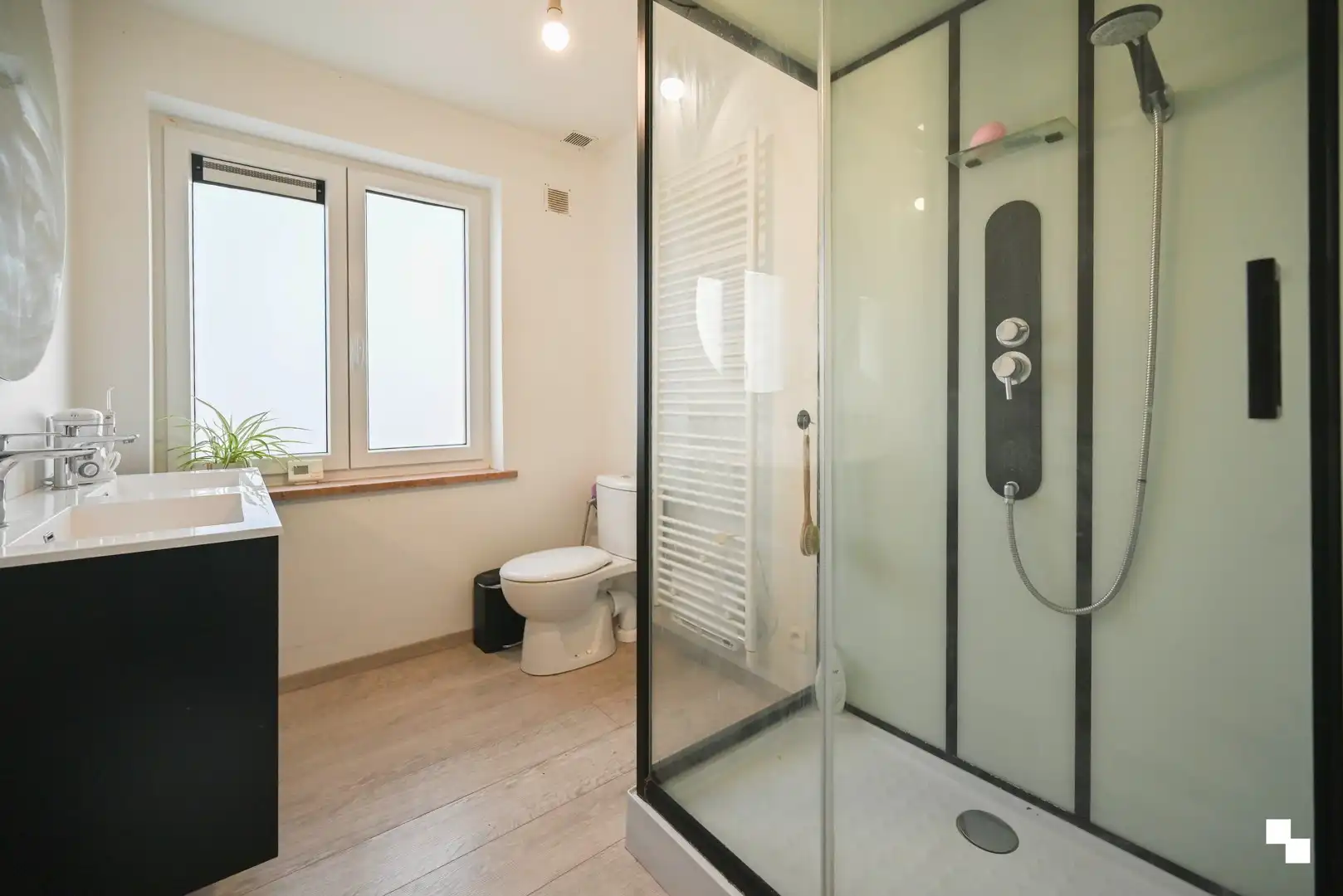 Leuke woning in het centrum van Wielsbeke foto 14