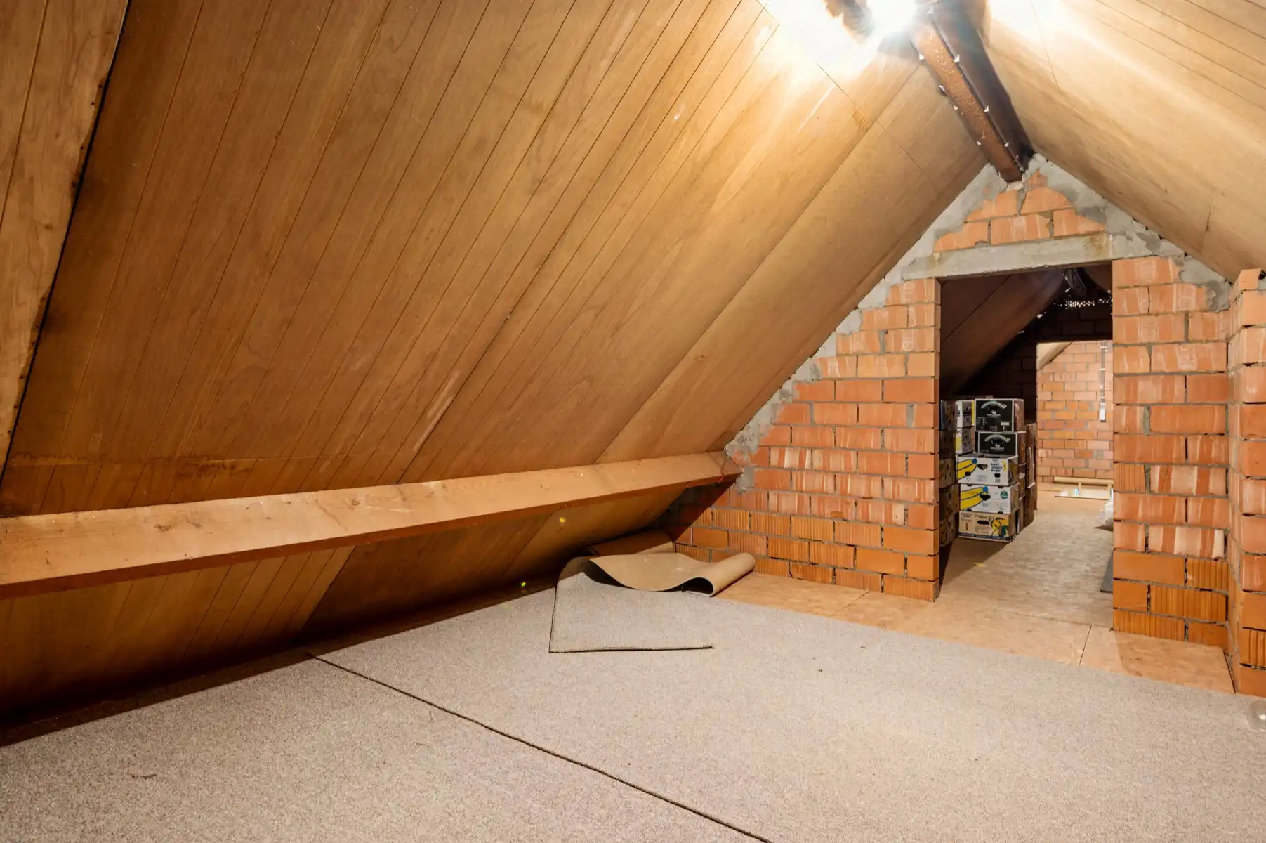 Ruime en lichtrijke villa in rustige, groene omgeving foto 36