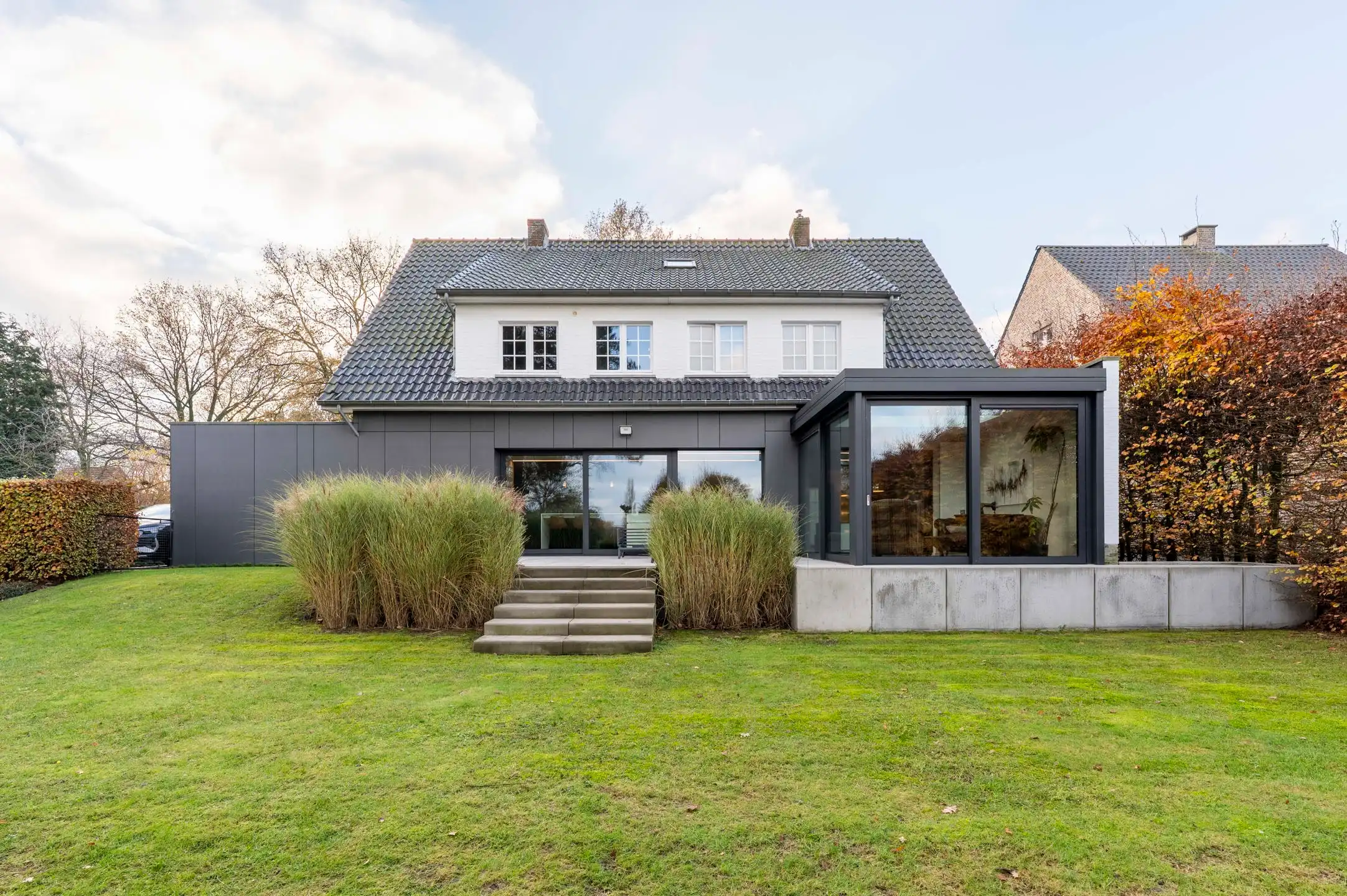 RIJKEVORSEL - Charmante Franse Villa met hedendaagse Luxe! foto {{pictureIndex}}