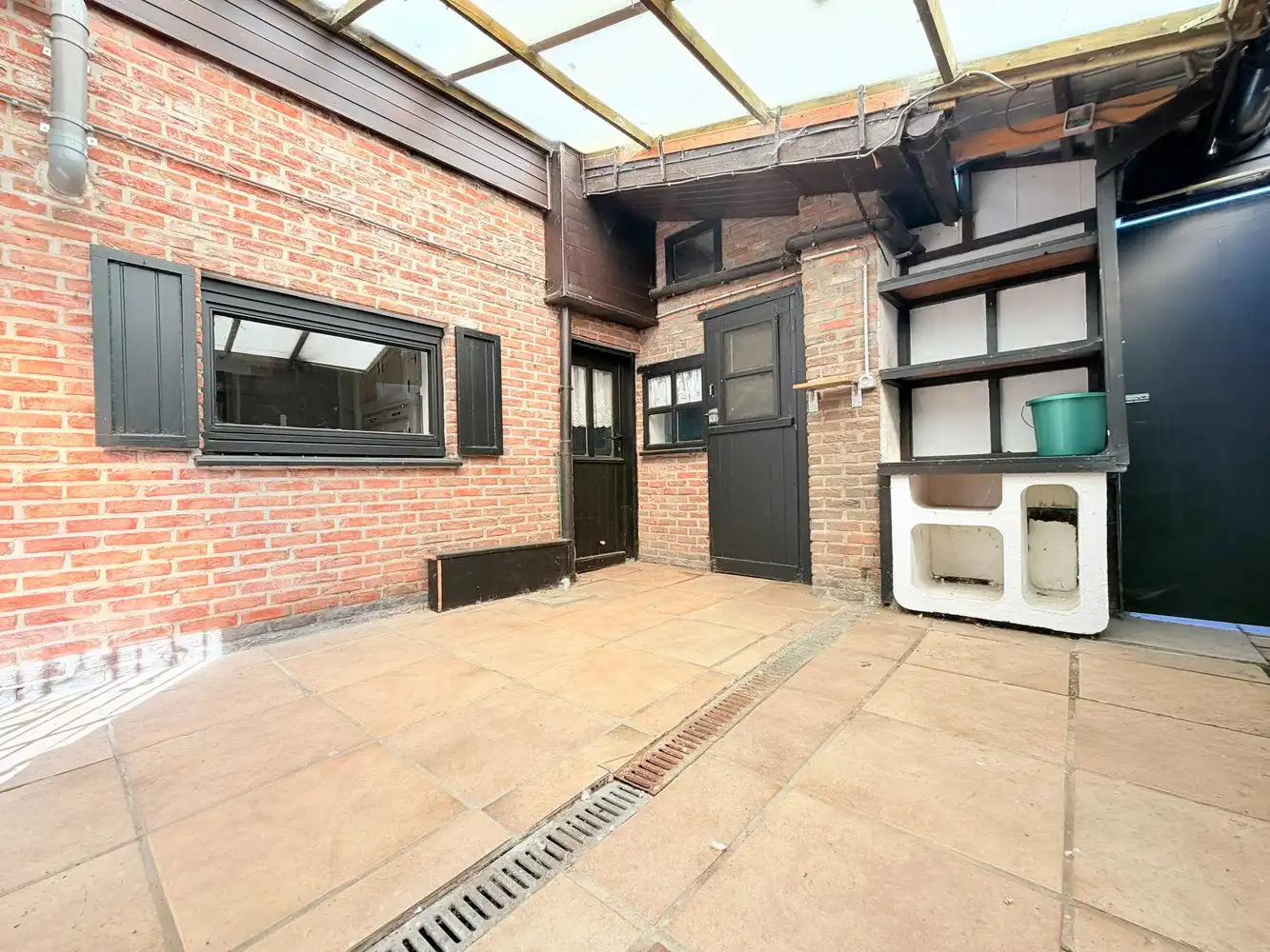 Lichtrijke woning met 2 slaapkamers en zonnige tuin foto 8